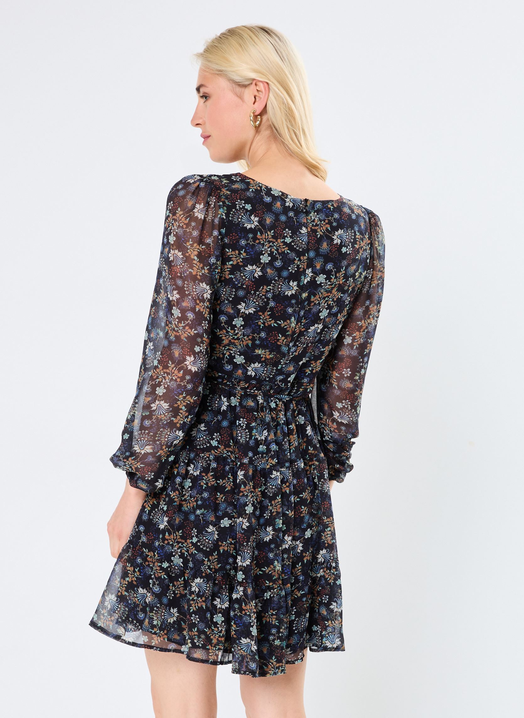 Kleider LADIES WOVEN DRESS damen mehrfarbig Molly Bracken Kleider LADIES WOVEN DRESS damen mehrfarbig BLACK CLAIRE