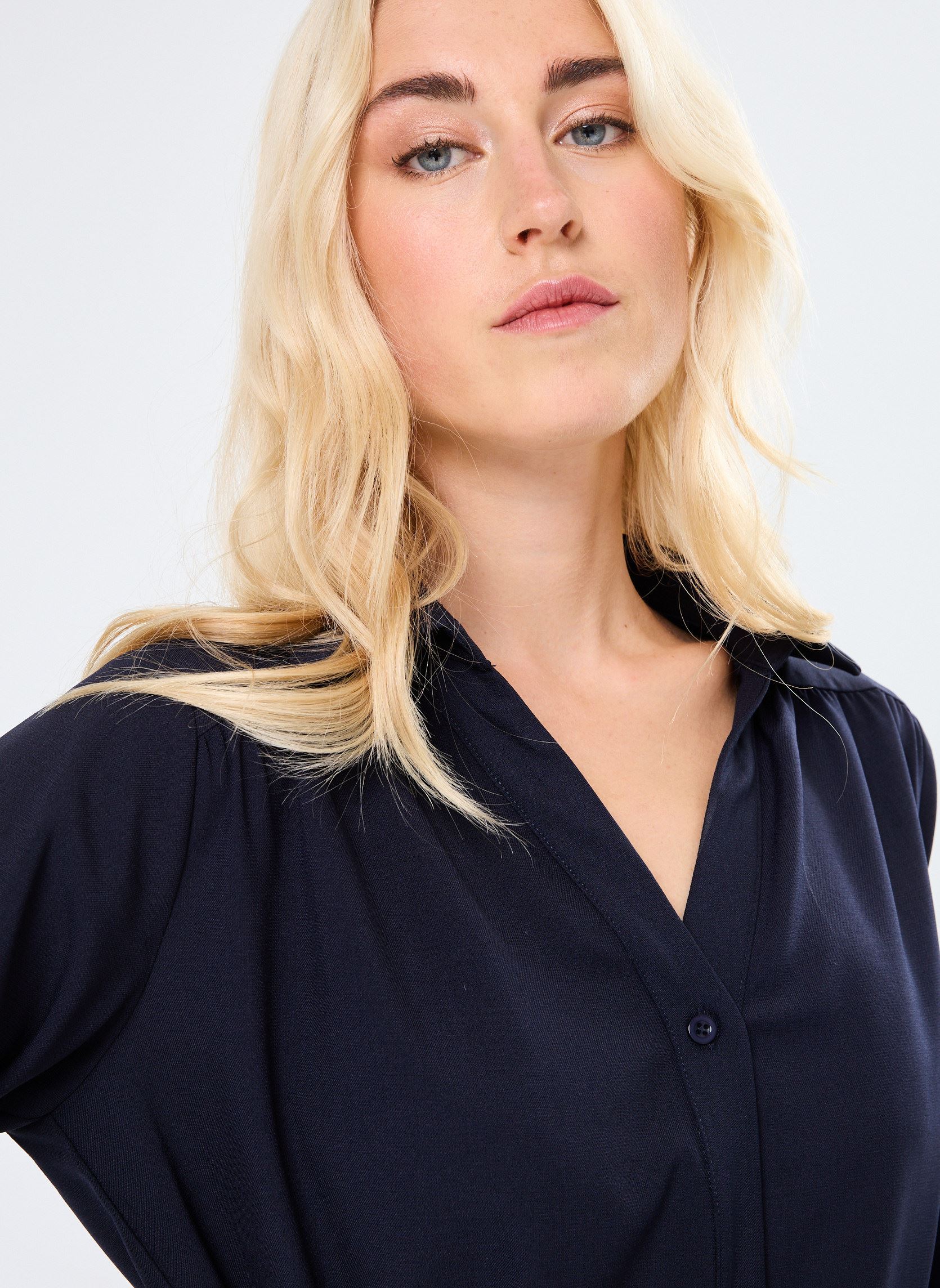 Robes LADIES WOVEN DRESS femme bleu Molly Bracken Robes LADIES WOVEN DRESS femme bleu NAVY BLUE