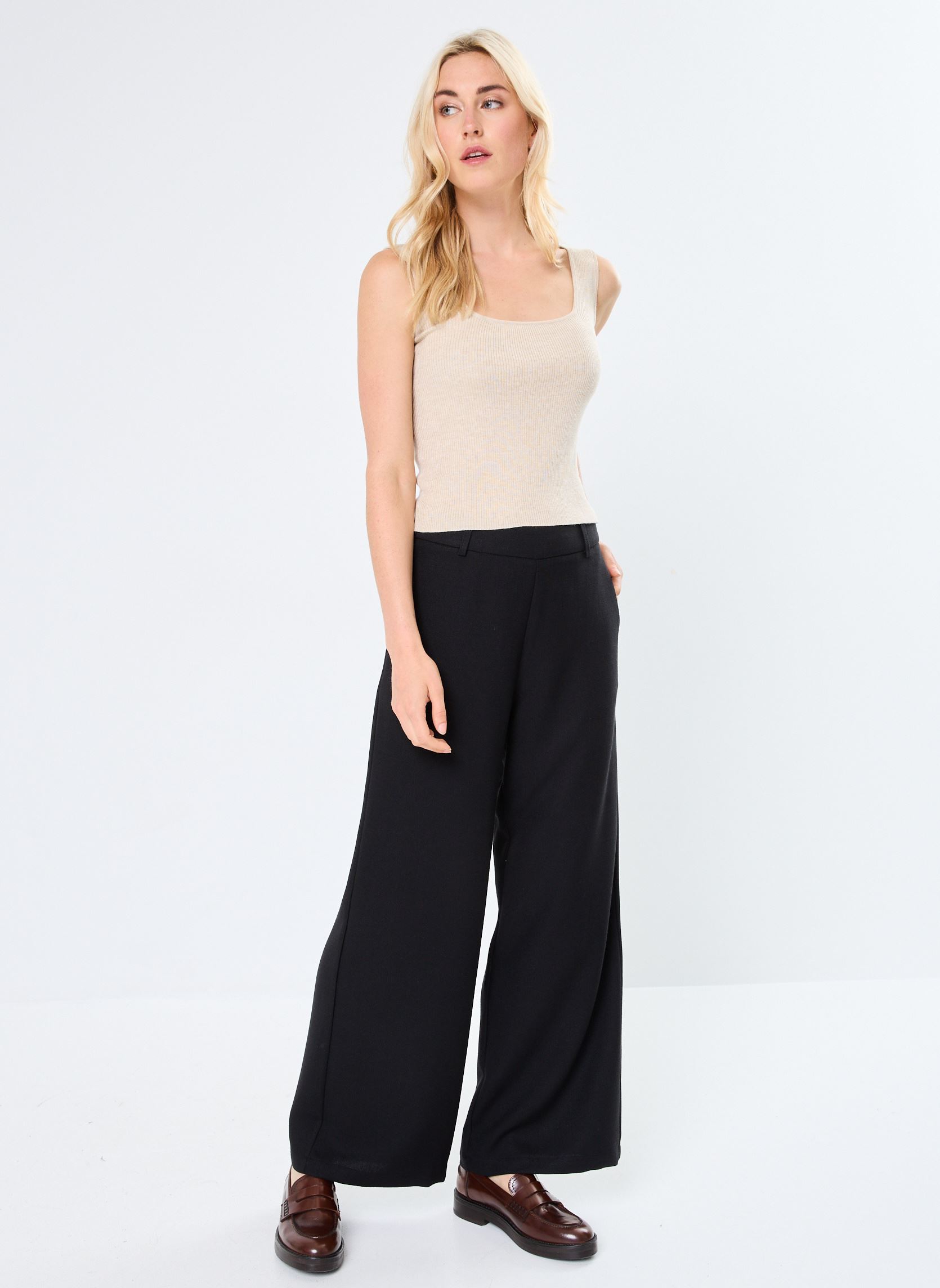 Wijde broeken LADIES WOVEN WIDE PANTS dames zwart Molly Bracken Wijde broeken LADIES WOVEN WIDE PANTS dames zwart BLACK