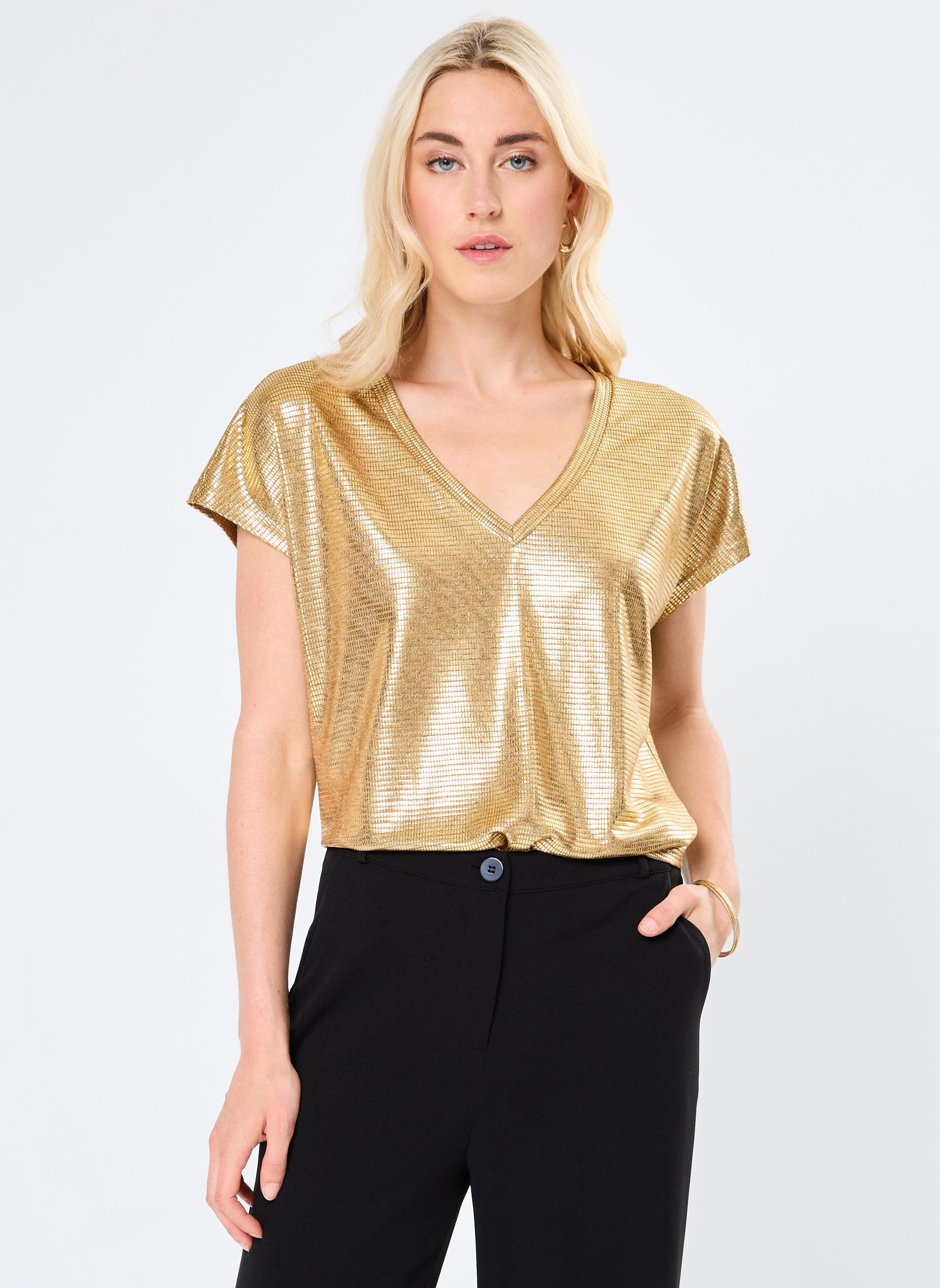 Tee-shirts manches courtes LADIES KNITTED TEE femme or et bronze Molly Bracken Tee-shirts manches courtes LADIES KNITTED TEE femme or et bronze GOLD