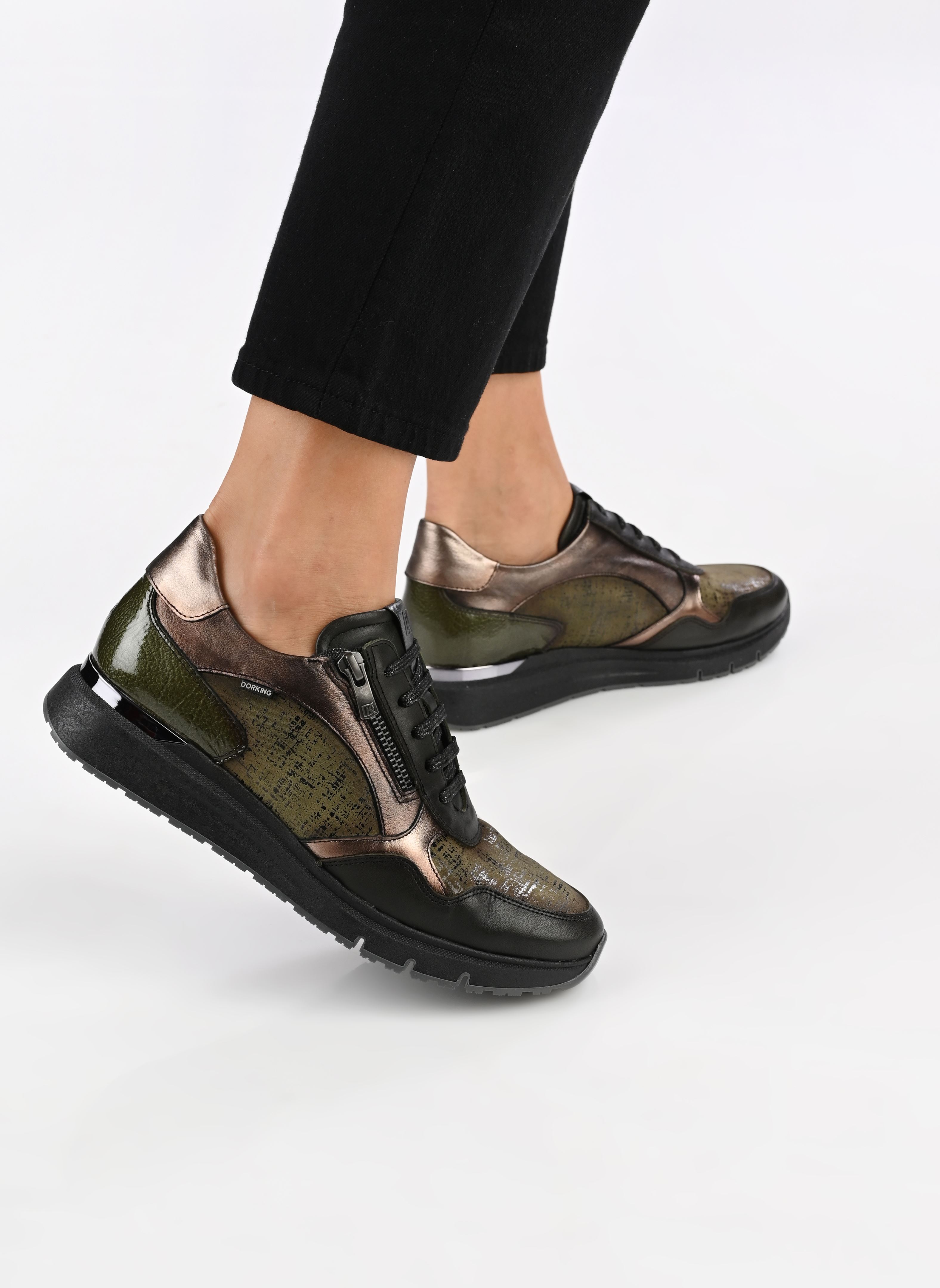 Baskets basses SERENA D9213 femme multicolore Dorking Baskets basses SERENA D9213 femme multicolore SUGAR BOSQUE C-1 BOSQUE C-1