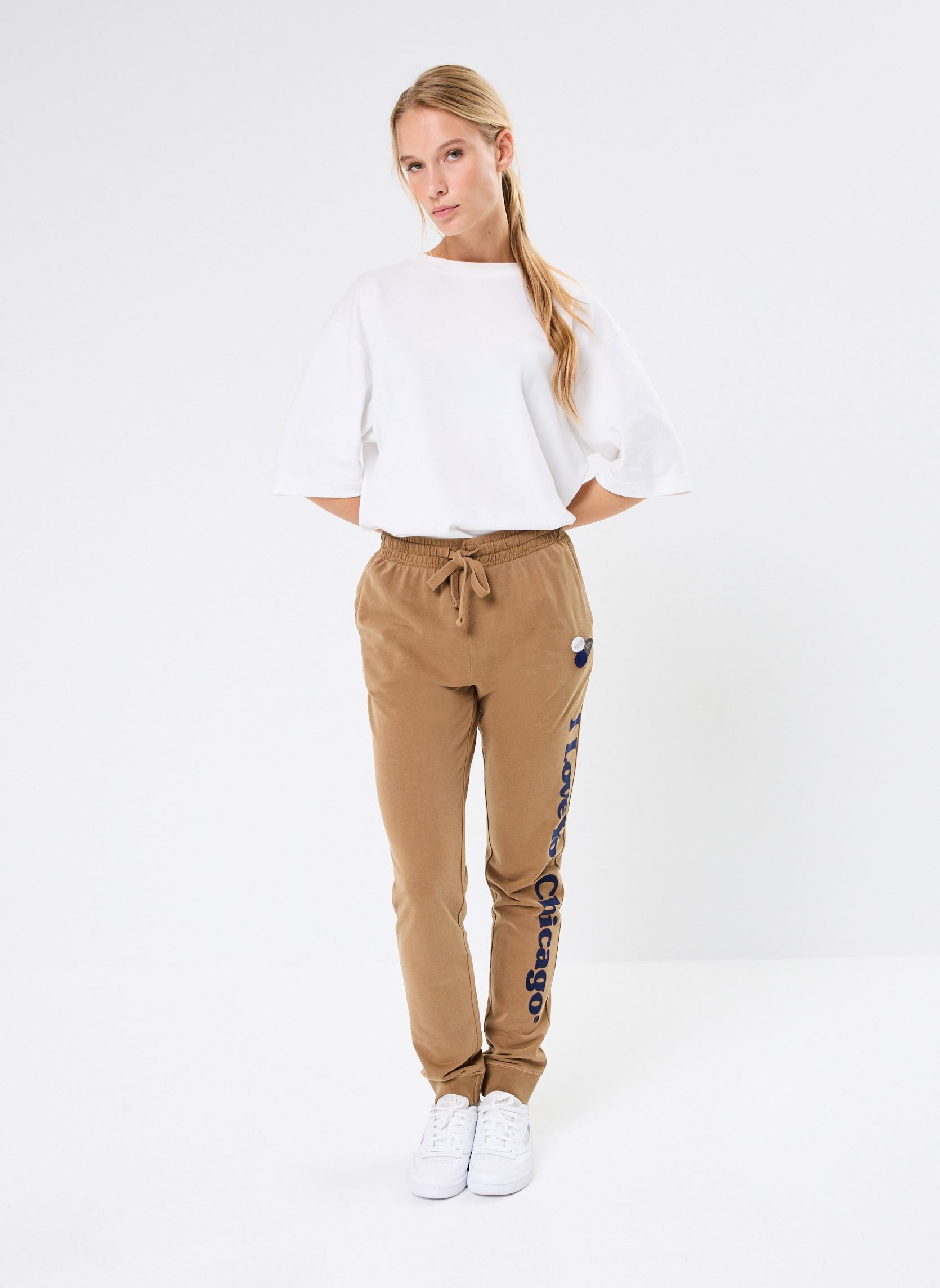 Jogginghosen SWEATPANTS JOGGER SOUVENIR news damen braun Newtone Jogginghosen SWEATPANTS JOGGER SOUVENIR news damen braun HAVANE-