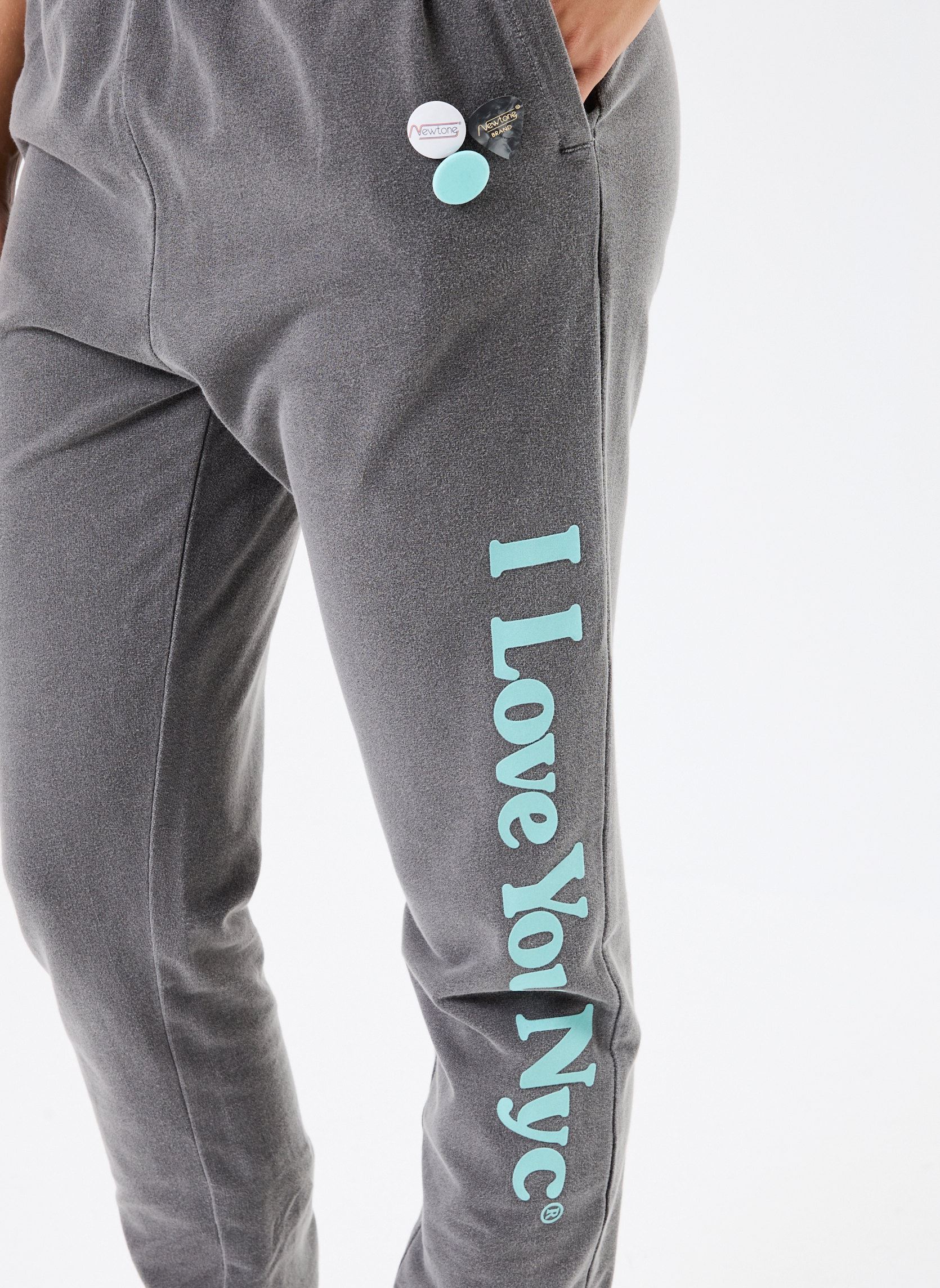 Jogginghosen SWEATPANTS JOGGER SOUVENIR news damen grau Newtone Jogginghosen SWEATPANTS JOGGER SOUVENIR news damen grau PEPPER-