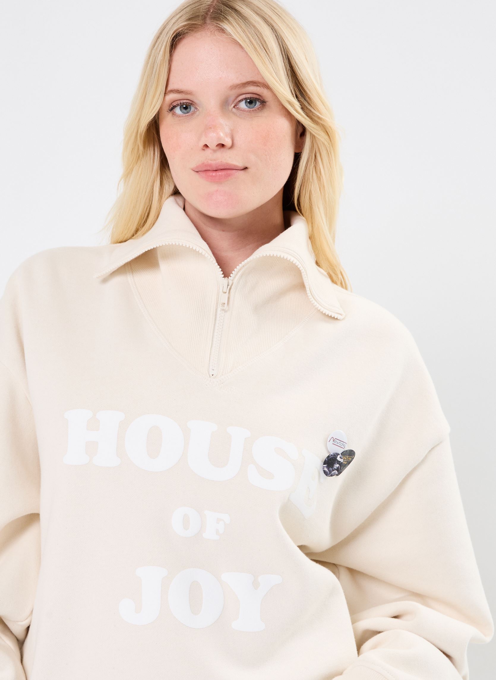 Sweatshirts SWEATSHIRT DRIVER HOUSE News femme blanc Newtone Sweatshirts SWEATSHIRT DRIVER HOUSE News femme blanc NATURAL-