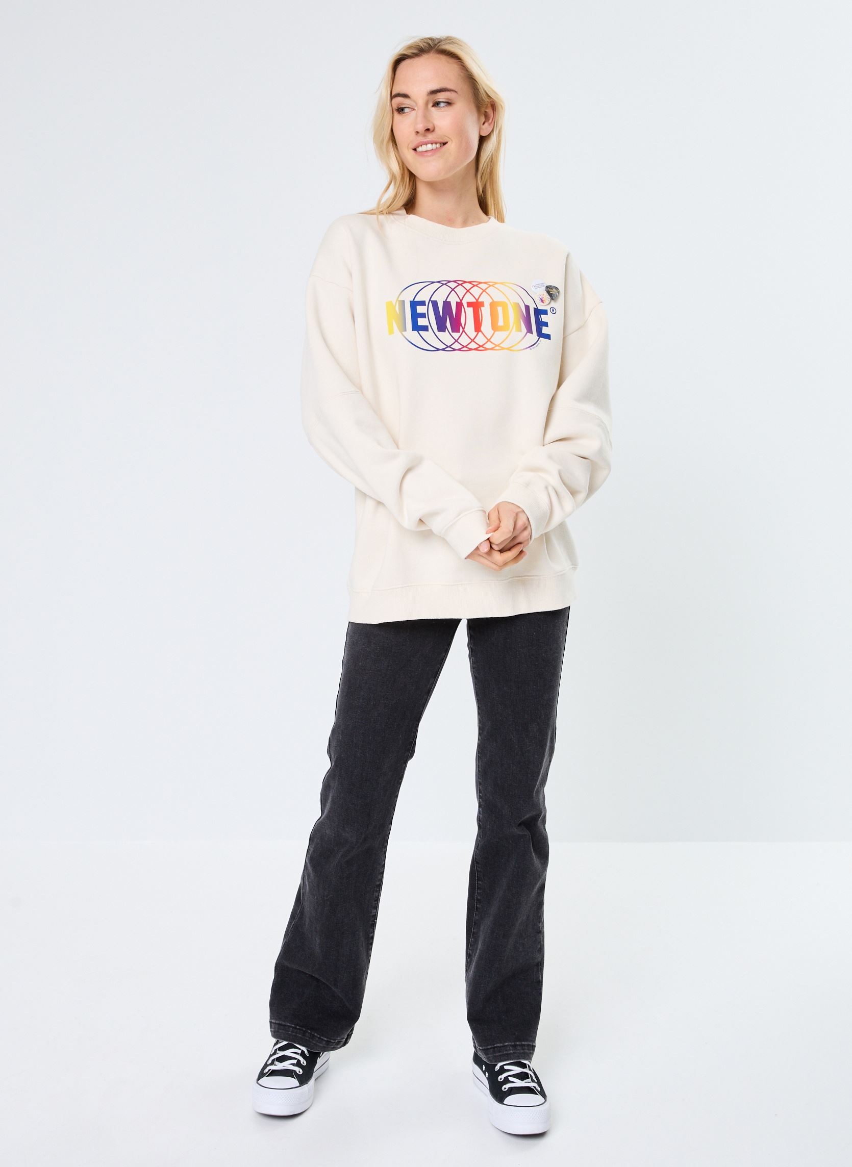 Sweater SWEATSHIRT ROLLER CIRCLE news dames wit Newtone Sweater SWEATSHIRT ROLLER CIRCLE news dames wit NATURAL-