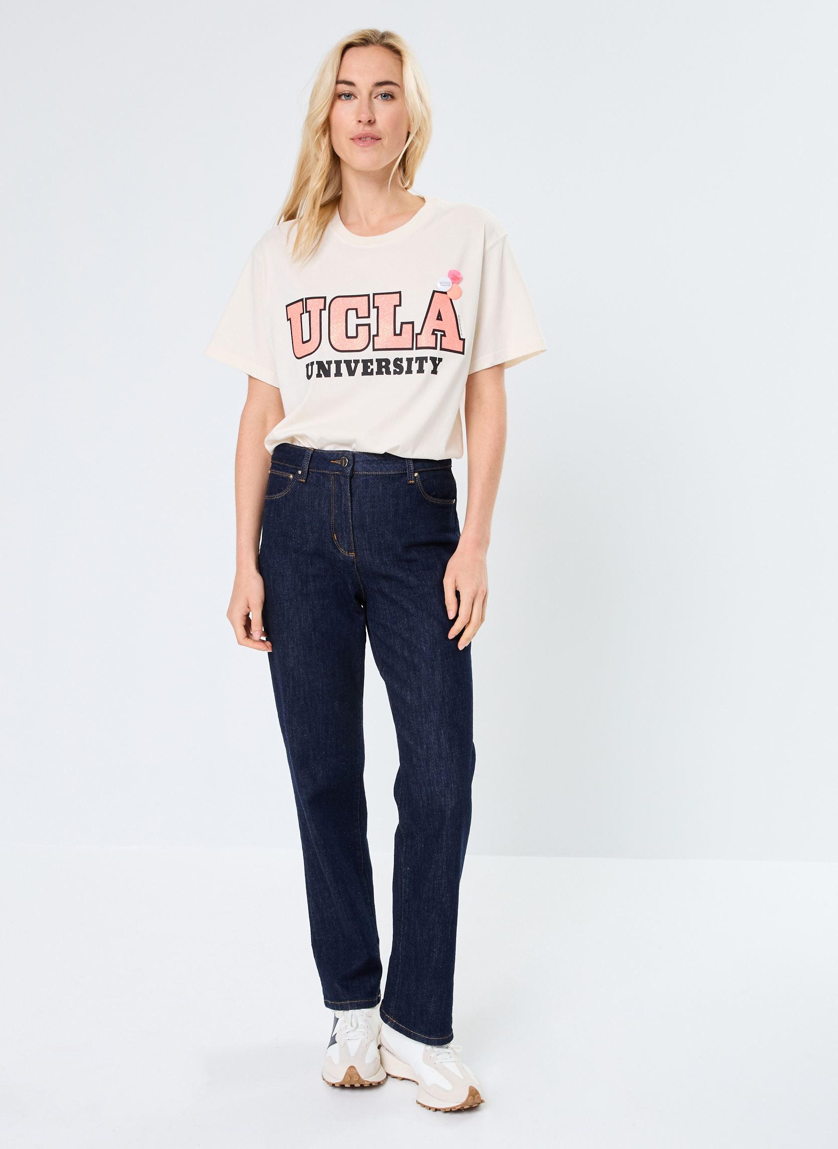 Tee-shirts manches courtes TSHIRT TRUCKER UNIVERSITY news femme blanc Newtone Tee-shirts manches courtes TSHIRT TRUCKER UNIVERSITY news femme blanc NATURAL-