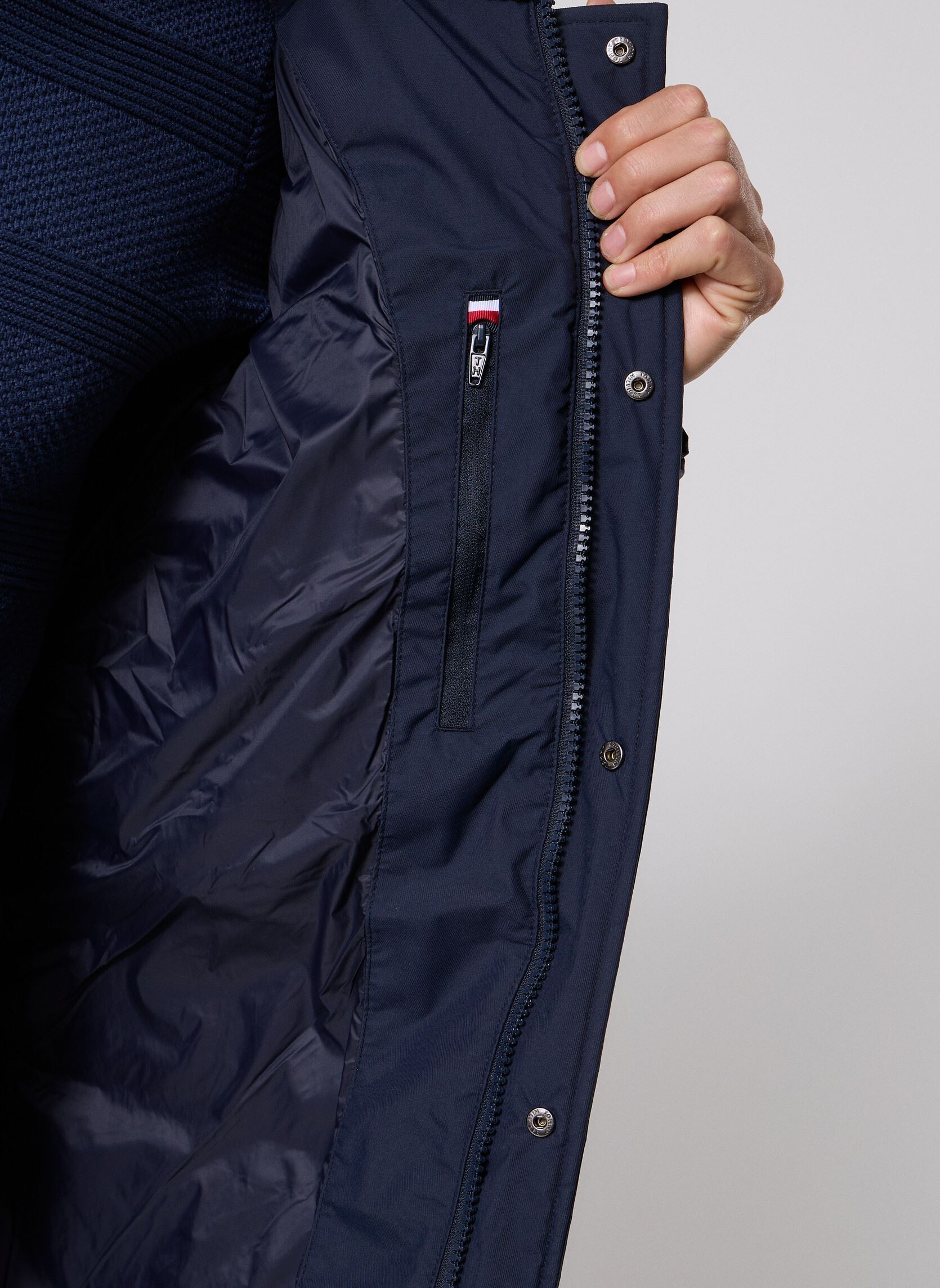 Piumini Rockie Utility Parka MW0MW36593 uomo blu Tommy Hilfiger Piumini Rockie Utility Parka MW0MW36593 uomo blu DESERT SKY