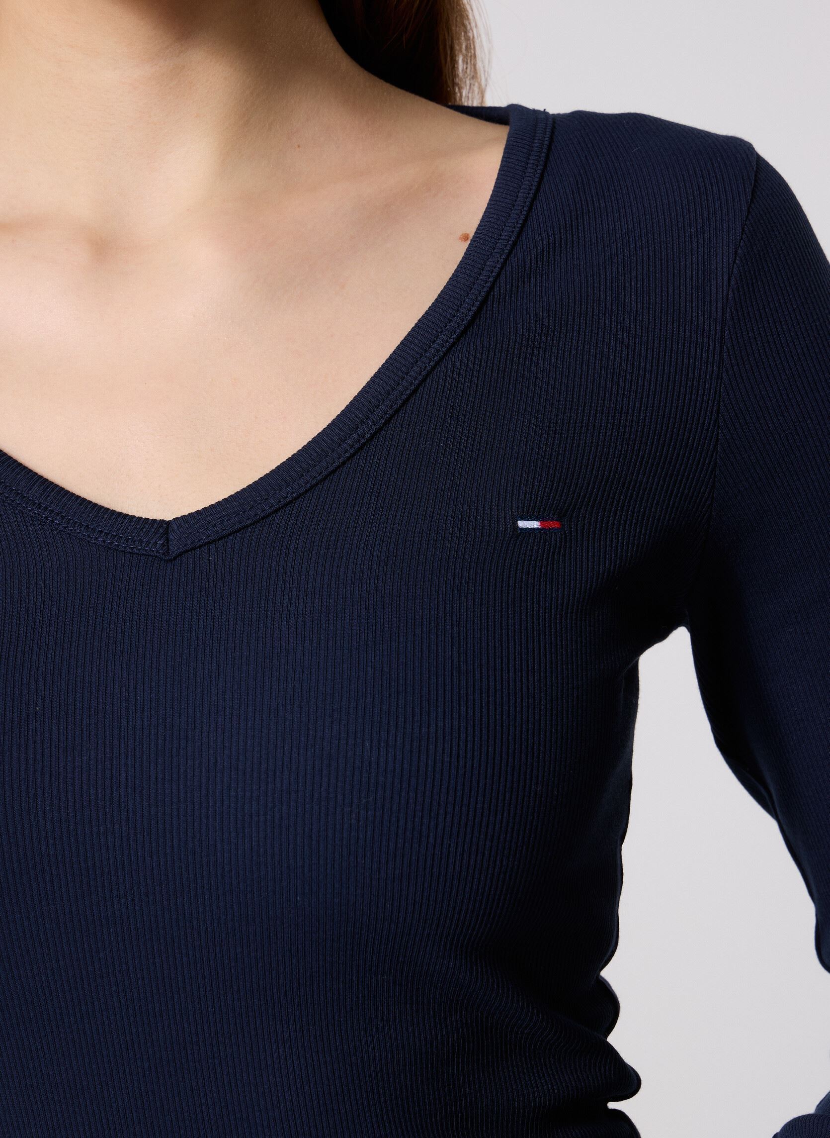 Tee-shirts manches longues Tjw Slim Essential R DW0DW17990 femme bleu Tommy Jeans Tee-shirts manches longues Tjw Slim Essential R DW0DW17990 femme bleu BLUE