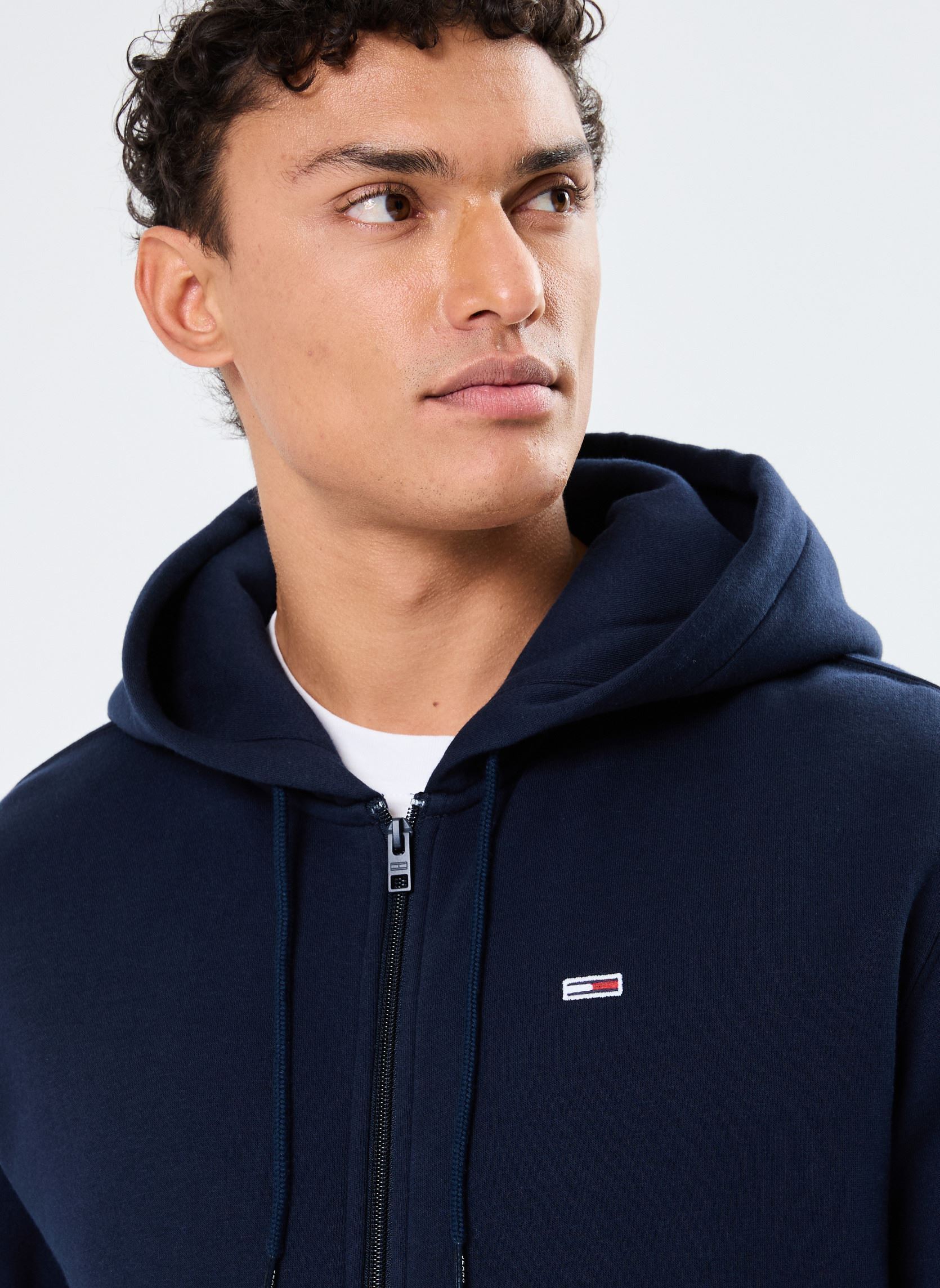 Sweaters met rits Tjm Reg S Flag Zip F DM0DM20743 heren blauw Tommy Jeans Sweaters met rits Tjm Reg S Flag Zip F DM0DM20743 heren blauw DARK NIGHT NAVY