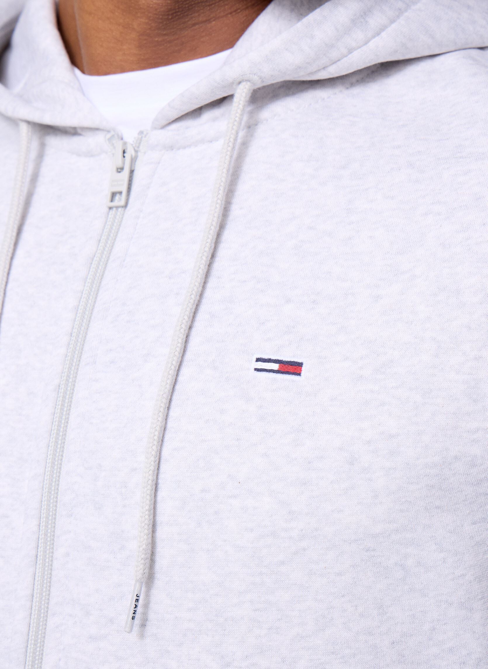Felpe con zip Tjm Reg S Flag Zip F DM0DM20743 uomo grigio Tommy Jeans Felpe con zip Tjm Reg S Flag Zip F DM0DM20743 uomo grigio Silver Grey Htr