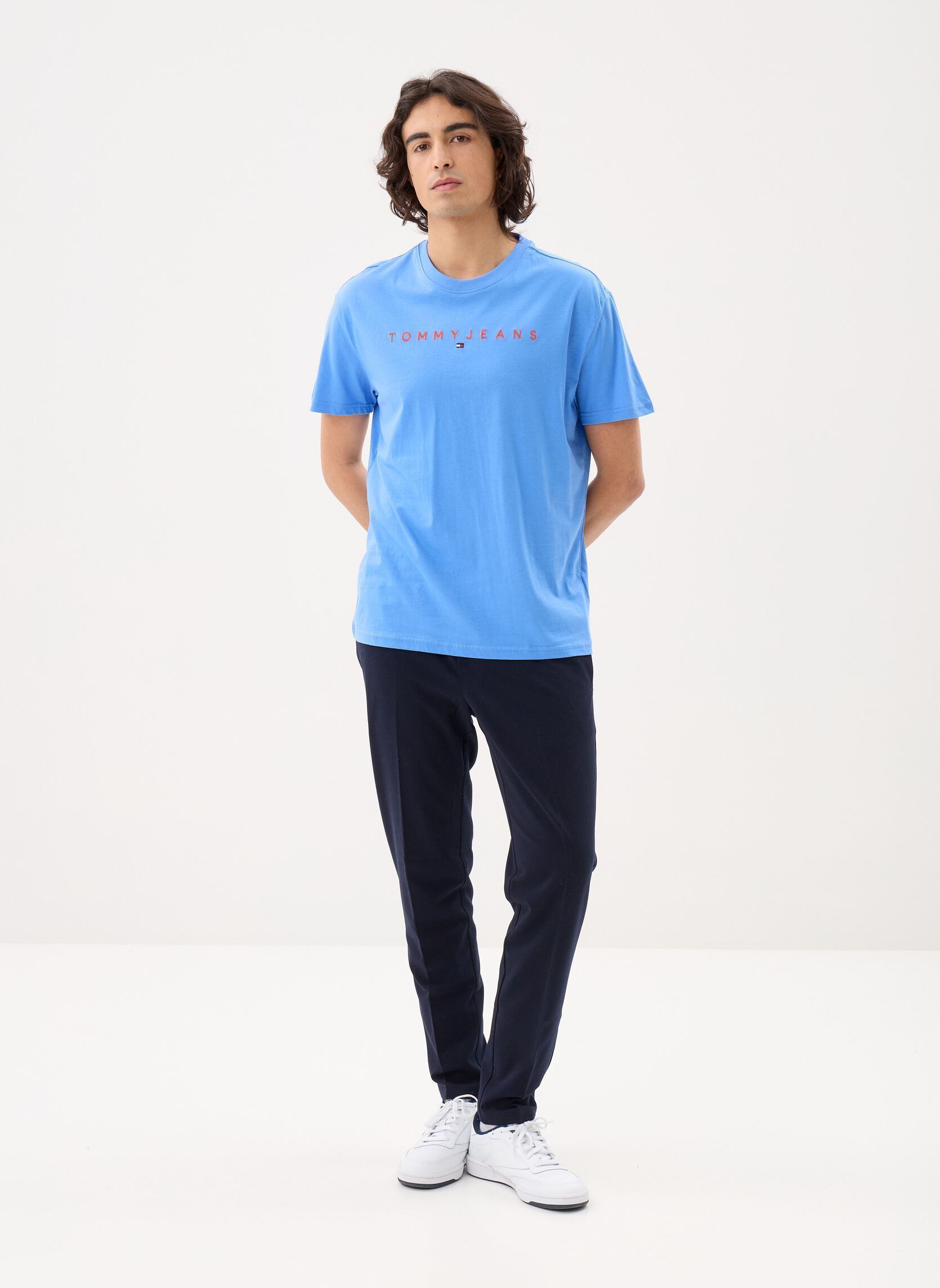 Tee-shirts manches courtes Tjm Reg Linear Logo DM0DM20744 homme bleu Tommy Jeans Tee-shirts manches courtes Tjm Reg Linear Logo DM0DM20744 homme bleu BLUE TWILIGHT