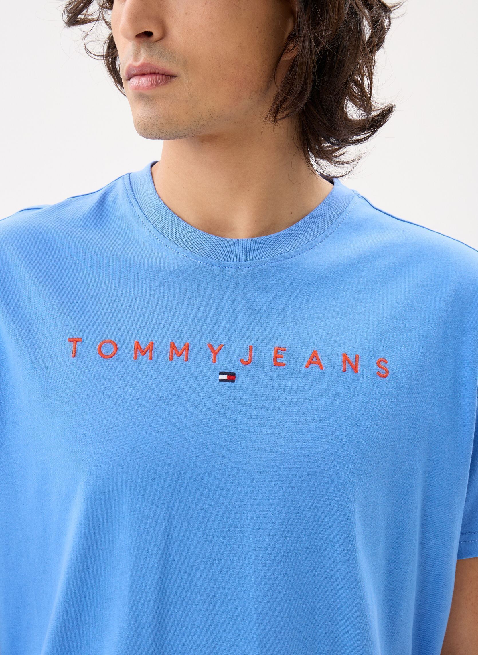 Tee-shirts manches courtes Tjm Reg Linear Logo DM0DM20744 homme bleu Tommy Jeans Tee-shirts manches courtes Tjm Reg Linear Logo DM0DM20744 homme bleu BLUE TWILIGHT