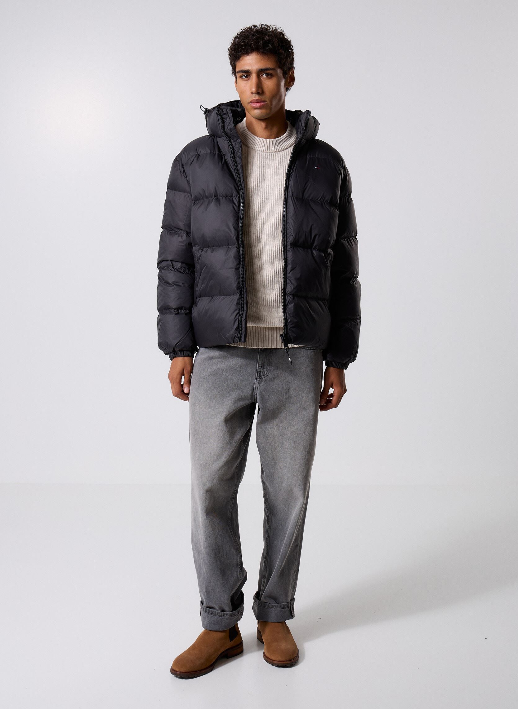 Doudounes Tjm Essential Down J DM0DM19786 homme noir Tommy Jeans Doudounes Tjm Essential Down J DM0DM19786 homme noir BLACK