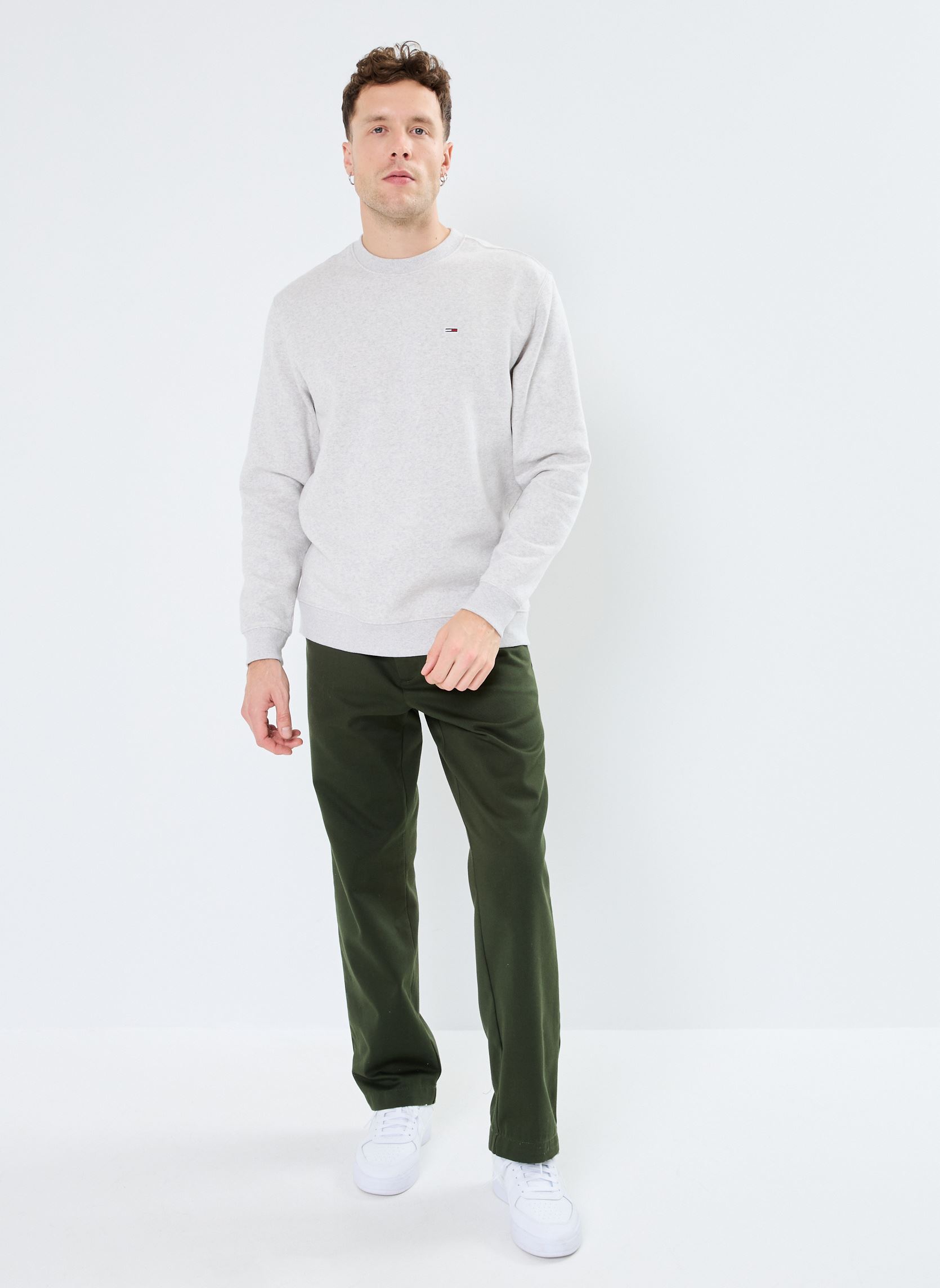 Sweatshirts Tjm Reg S Flag Fleec DM0DM20741 herren grau Tommy Jeans Sweatshirts Tjm Reg S Flag Fleec DM0DM20741 herren grau SILVER GREY HTR