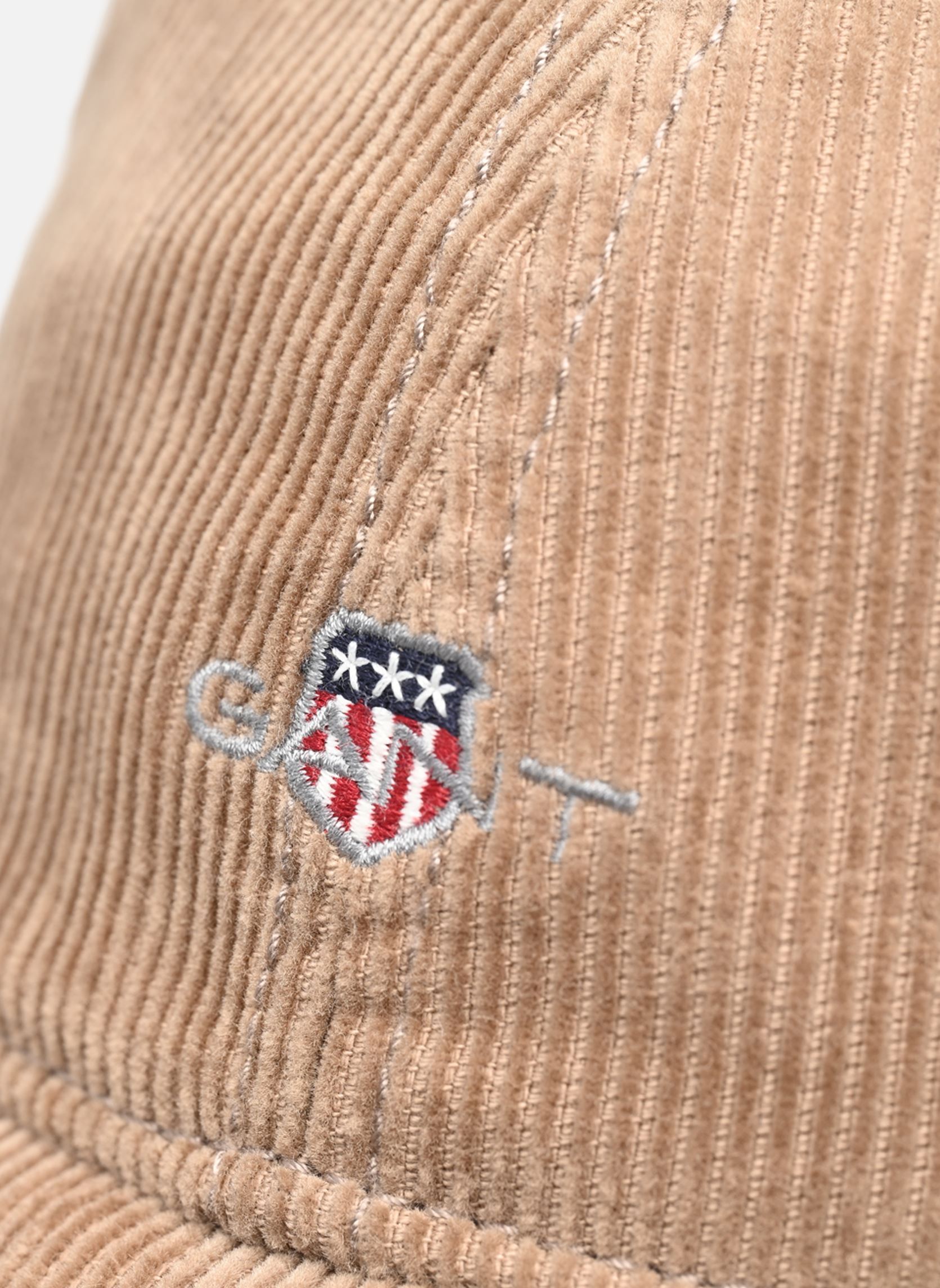 Petten Shield Cord Cap heren bruin GANT Petten Shield Cord Cap heren bruin WARM KHAKI