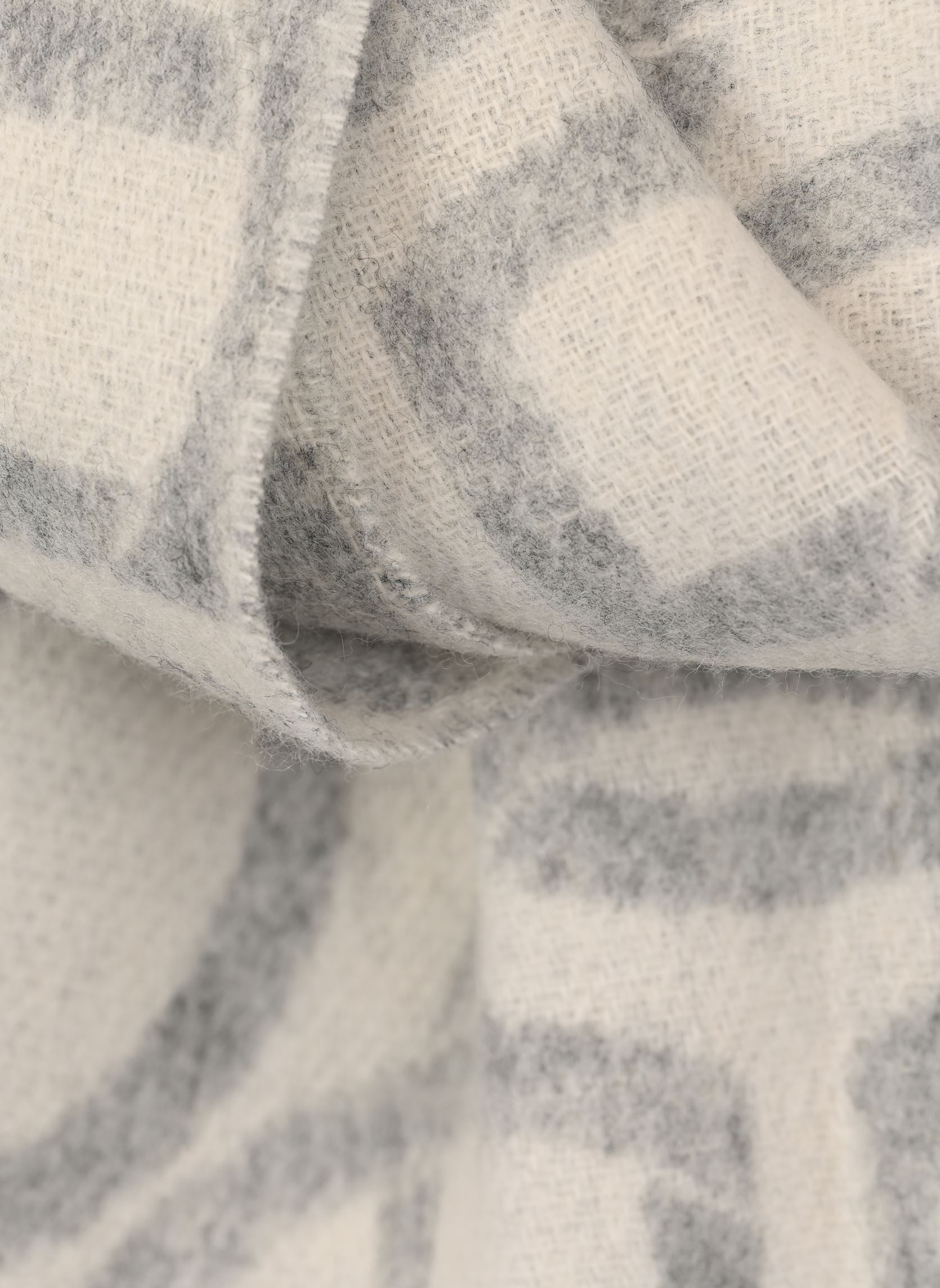 Sjaals G Pattern Wool Scarf dames wit GANT Sjaals G Pattern Wool Scarf dames wit CREME