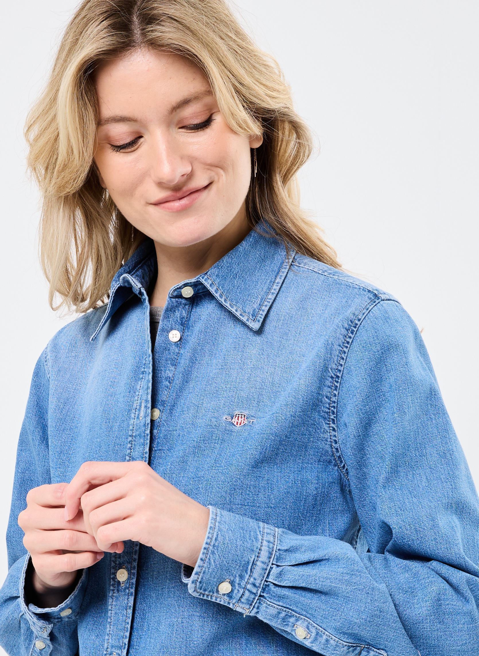 Chemises manches longues Reg Denim Shirt femme bleu GANT Chemises manches longues Reg Denim Shirt femme bleu INDIGO DELAVE FORT