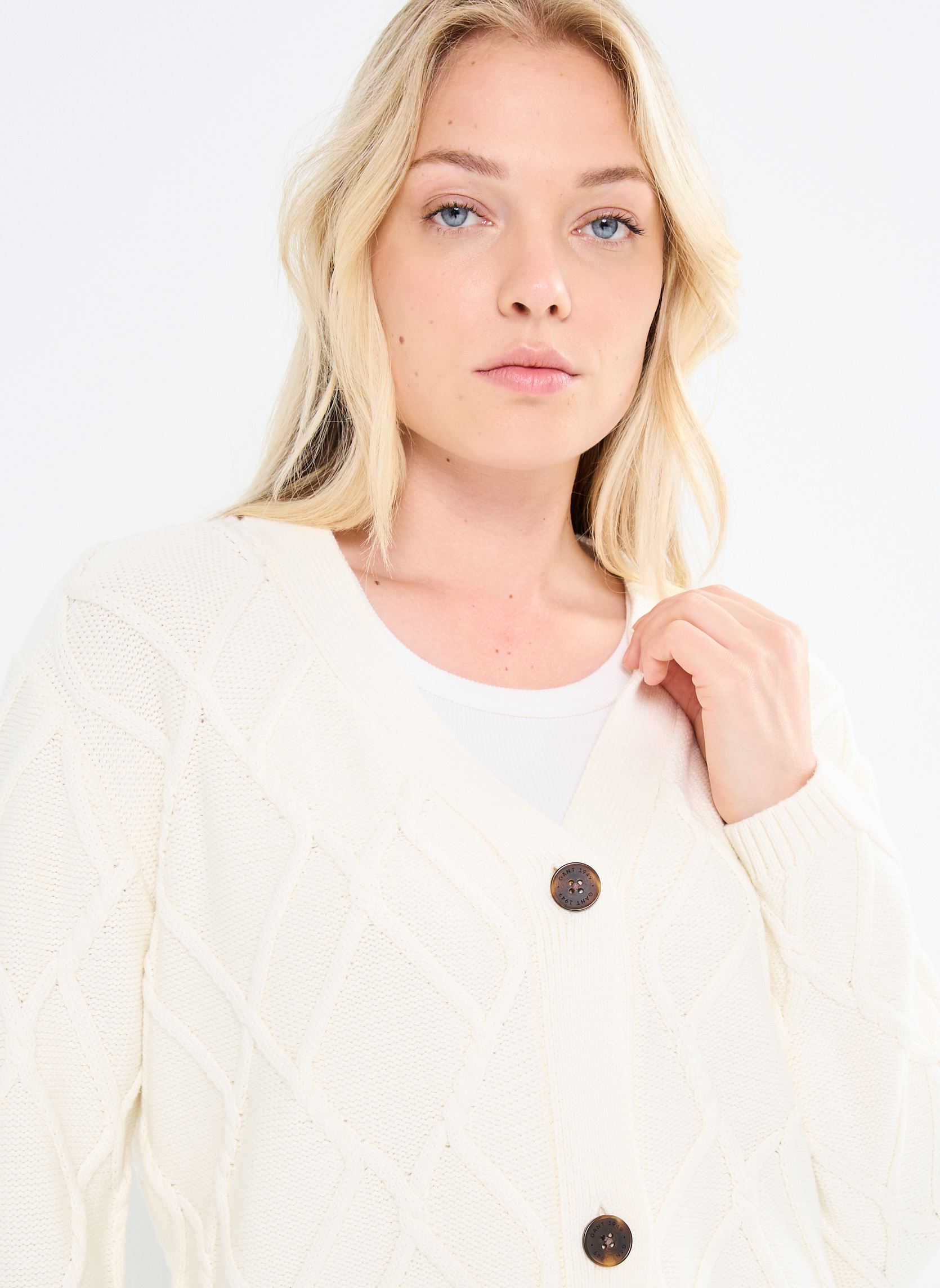 Vesten Textured Cardigan dames wit GANT Vesten Textured Cardigan dames wit CREME