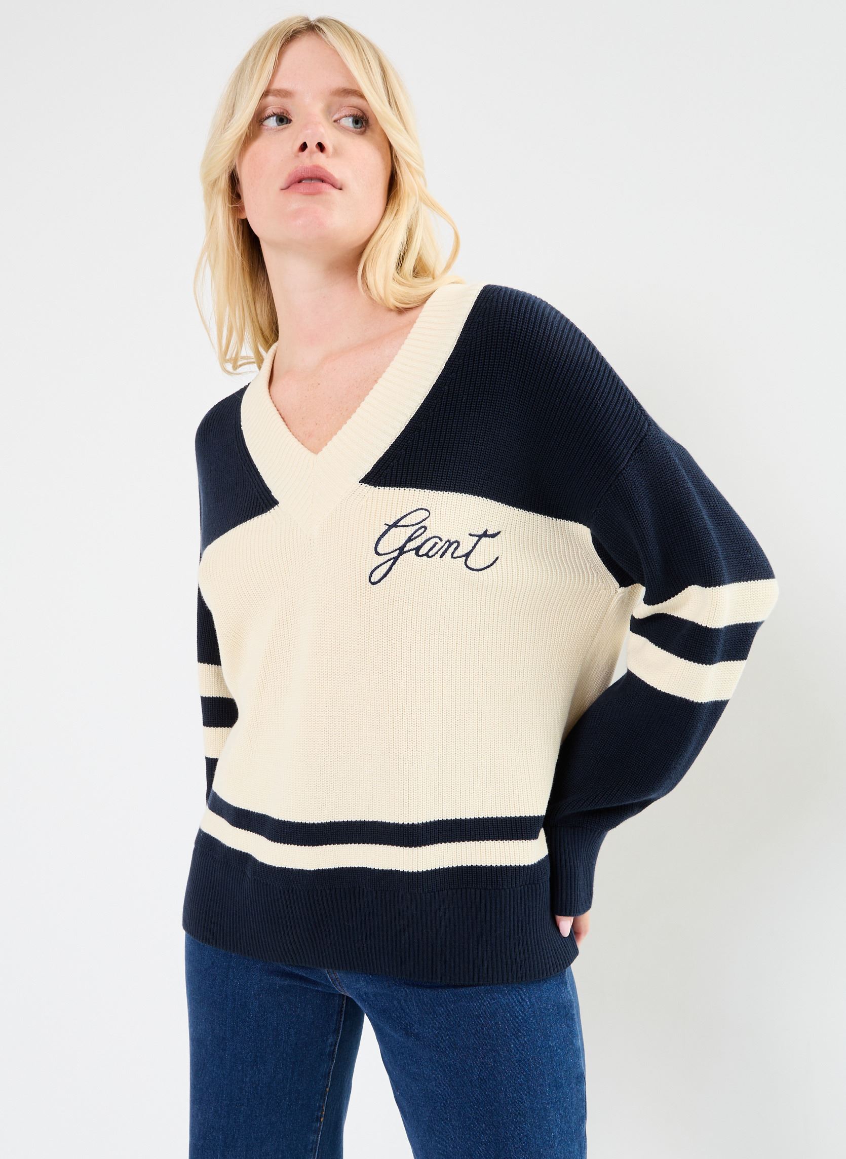 Truien Gant Varsity Cotton V-Neck dames blauw GANT Truien Gant Varsity Cotton V-Neck dames blauw BLEU NUIT