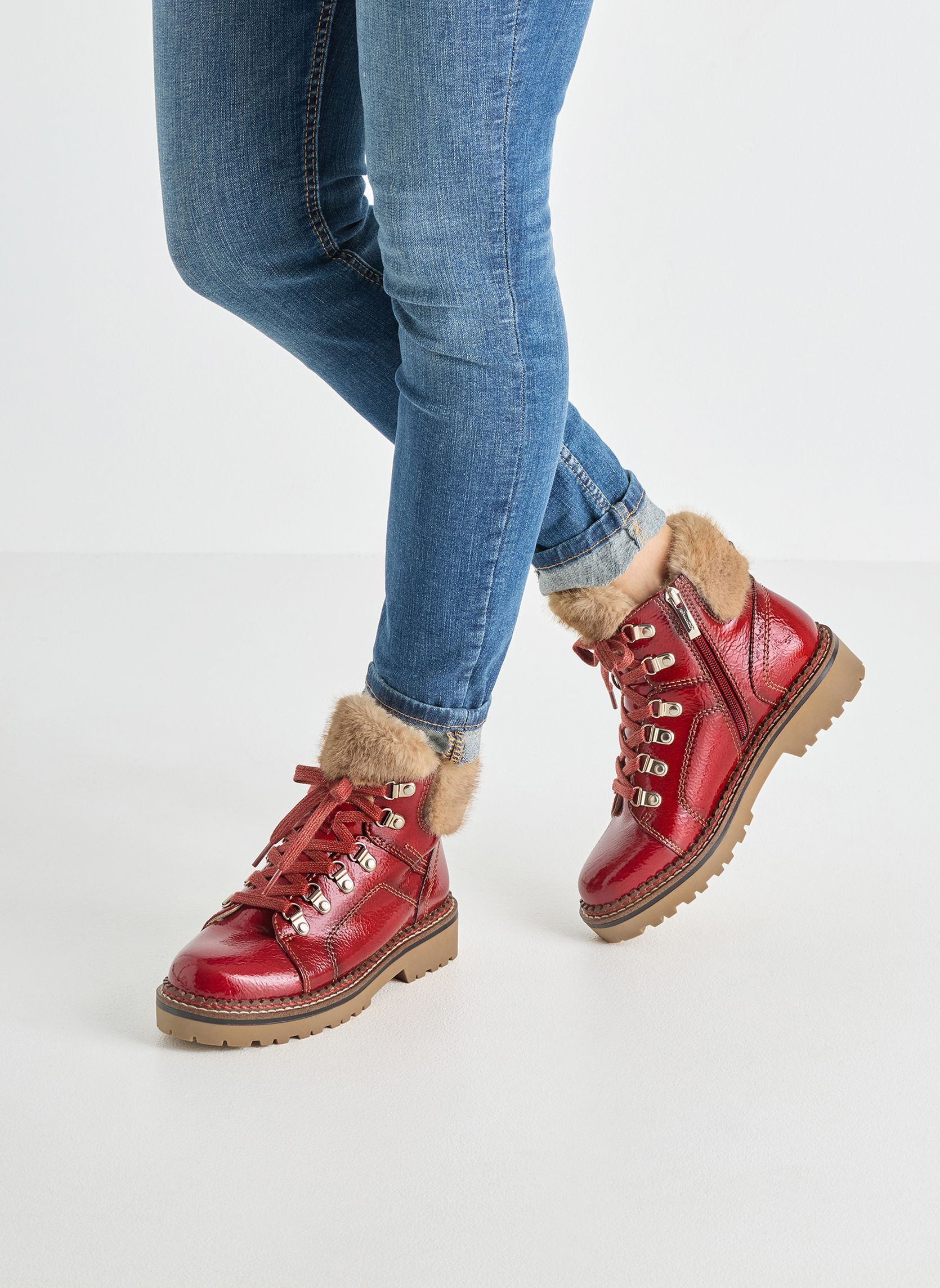 Bottines basses 1-26264-43 femme rouge Tamaris Bottines basses 1-26264-43 femme rouge Rouge