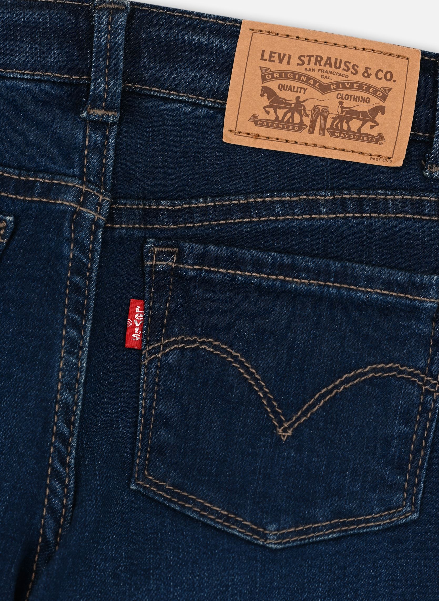 Vaqueros ajustados y entubados Levi's 710 Super Skinny Jean niña azul Levi's Kids Vaqueros ajustados y entubados Levi's 710 Super Skinny Jean niña azul COMPLEX