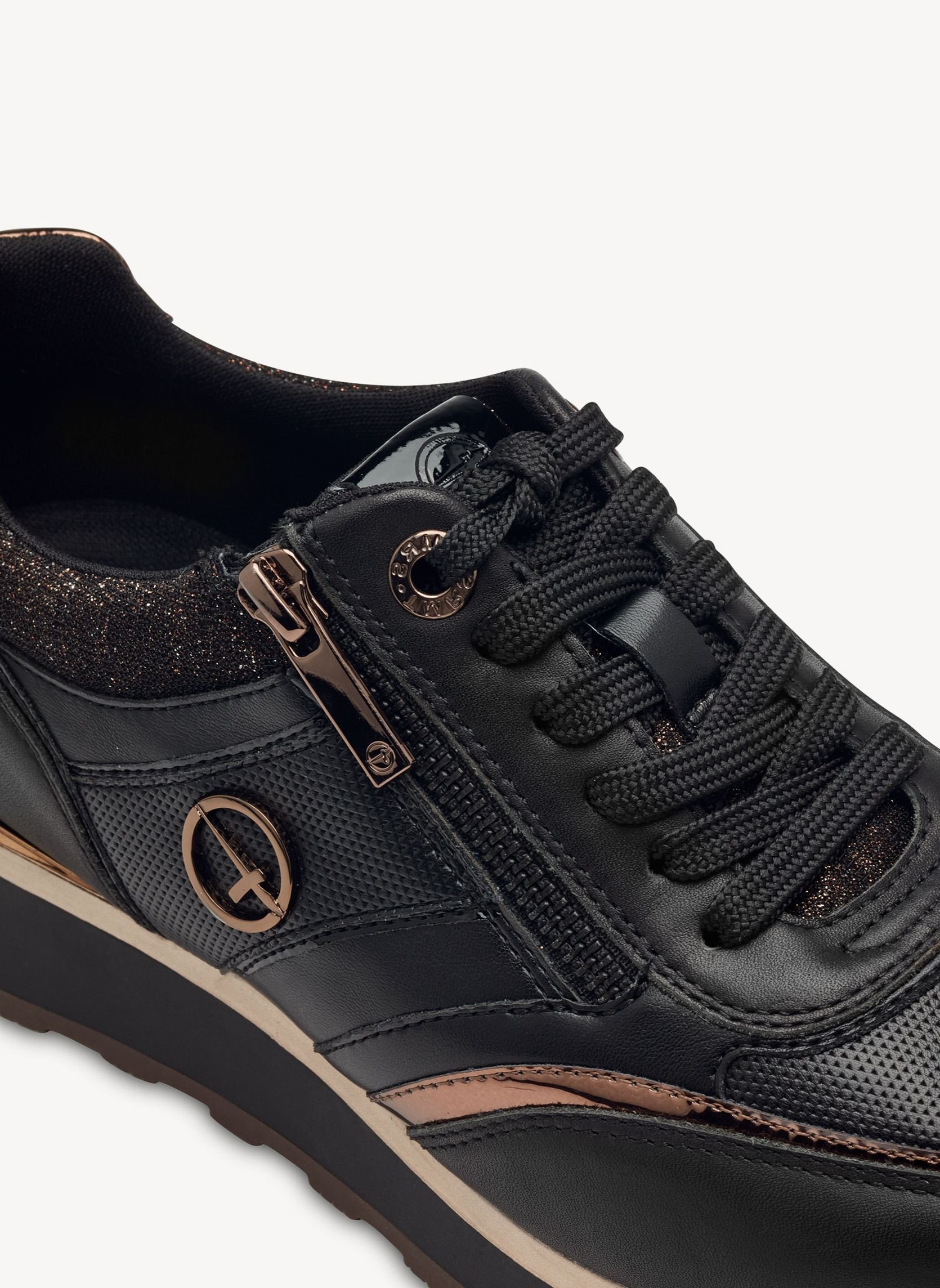 Baskets basses 1-23726-43 femme noir Tamaris Baskets basses 1-23726-43 femme noir Noir