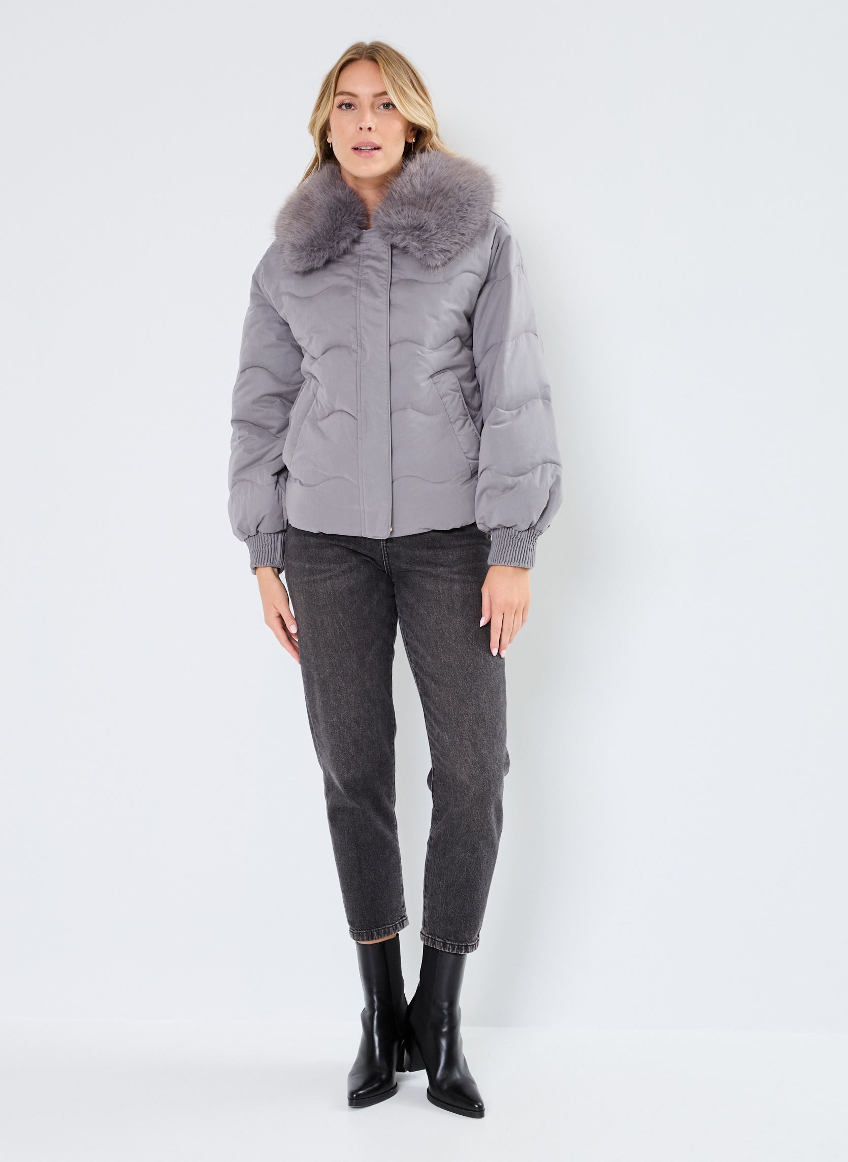 Daunenjacken NUHURDA JACKET damen grau Nümph Daunenjacken NUHURDA JACKET damen grau December Sky