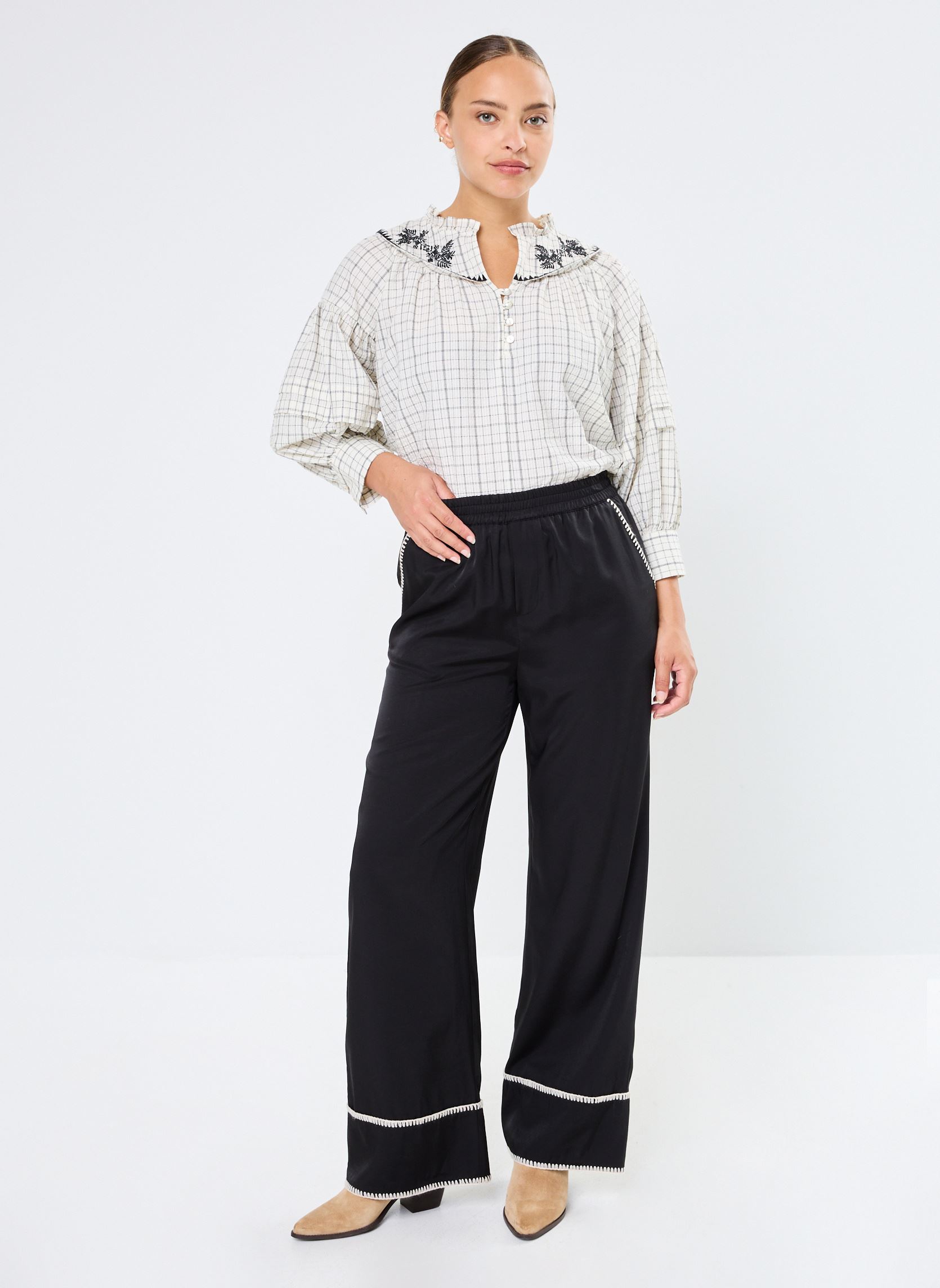 Weite Hosen NUDARBY PANTS damen schwarz Nümph Weite Hosen NUDARBY PANTS damen schwarz CAVIAR