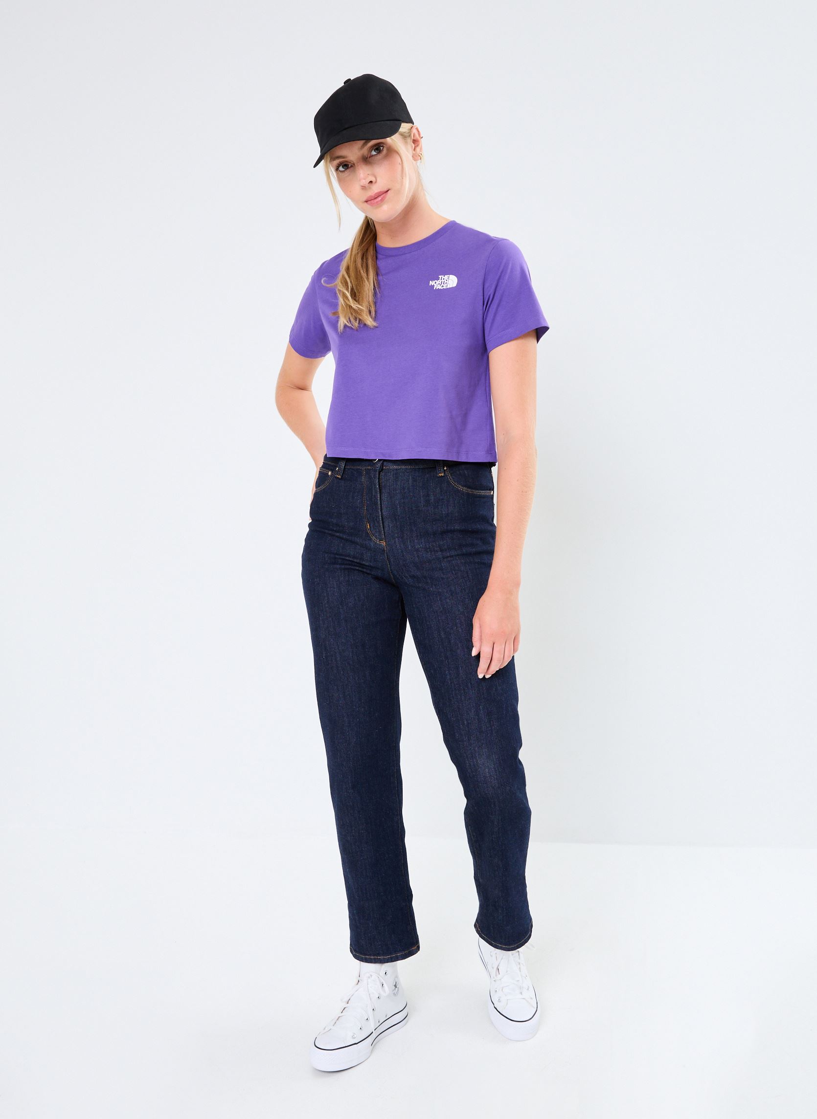 Tee-shirts manches courtes W Simple Dome Cropped Slim femme violet The North Face Tee-shirts manches courtes W Simple Dome Cropped Slim femme violet PEAK PURPLE