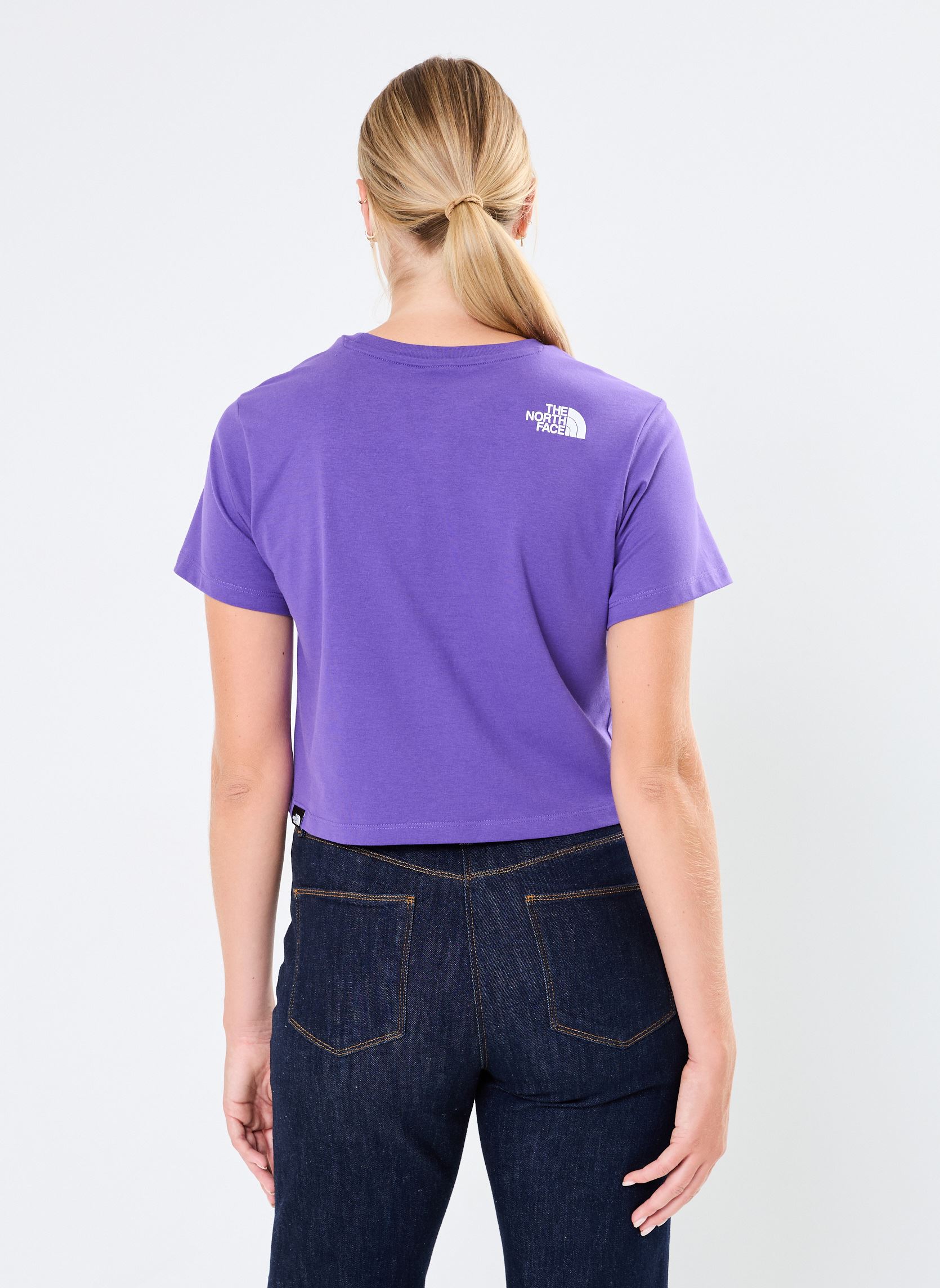 Tee-shirts manches courtes W Simple Dome Cropped Slim femme violet The North Face Tee-shirts manches courtes W Simple Dome Cropped Slim femme violet PEAK PURPLE