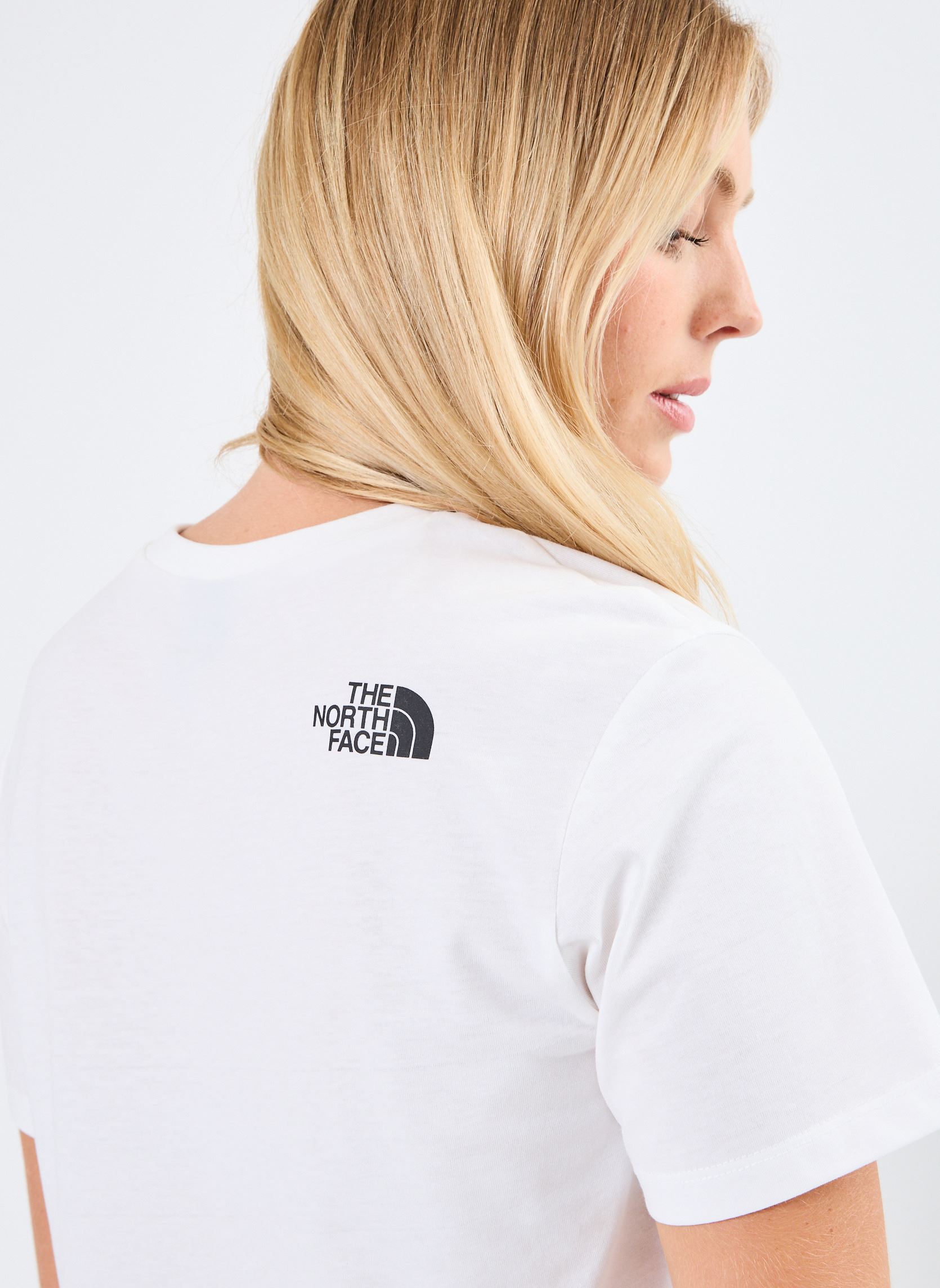T-shirts met korte mouwen W Simple Dome Cropped Slim dames wit The North Face T-shirts met korte mouwen W Simple Dome Cropped Slim dames wit TNF WHITE