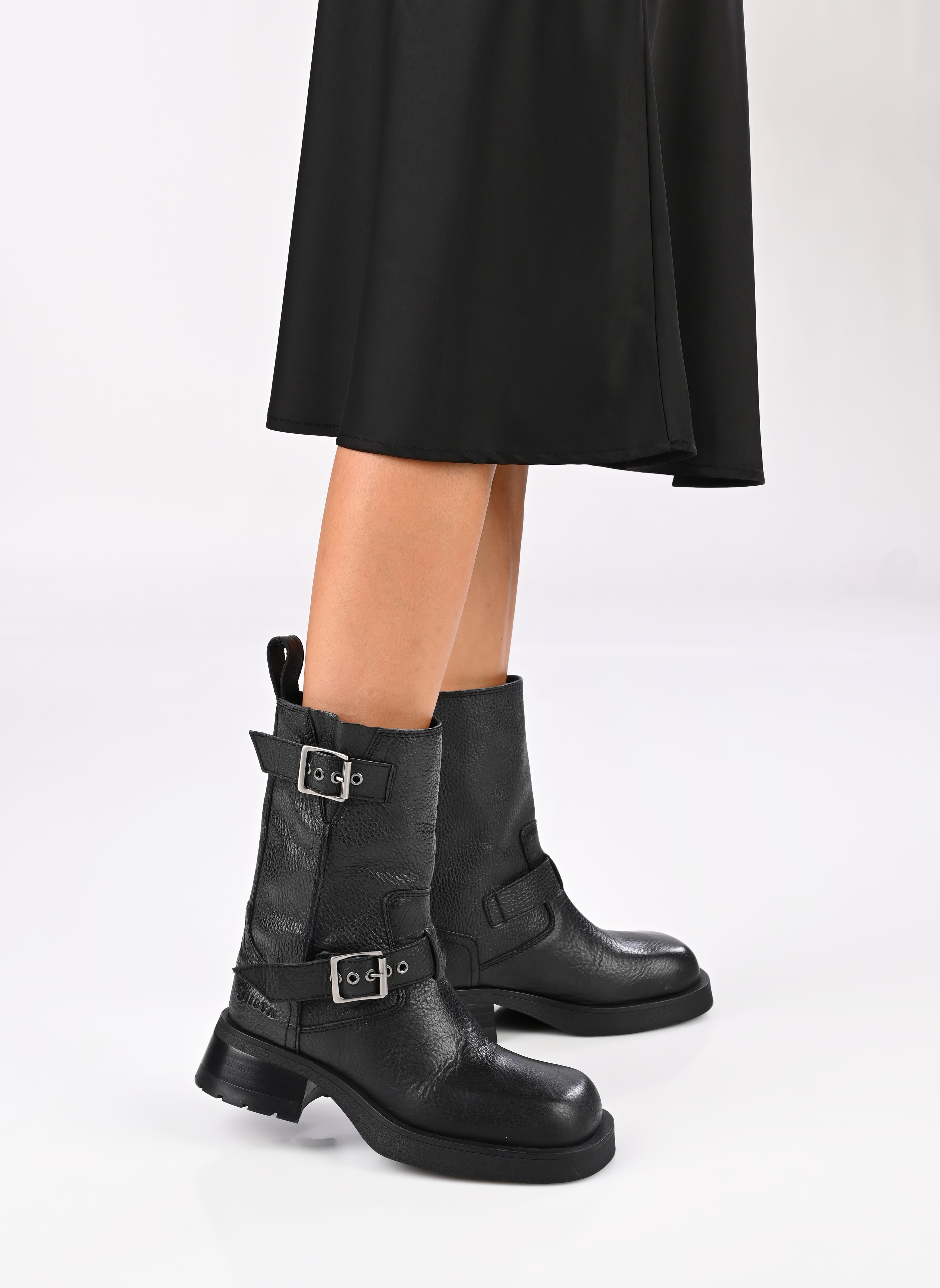 Bottines et boots Renate femme noir E8 by Miista Bottines et boots Renate femme noir BLACK