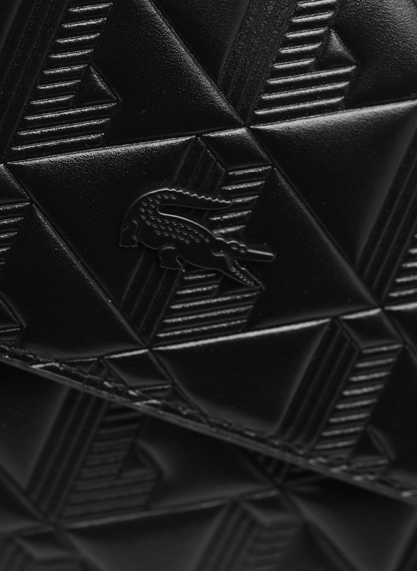 Sacs bandoulière Maheki Leather Flap Crossover Bag femme noir Lacoste Sacs bandoulière Maheki Leather Flap Crossover Bag femme noir NOIR
