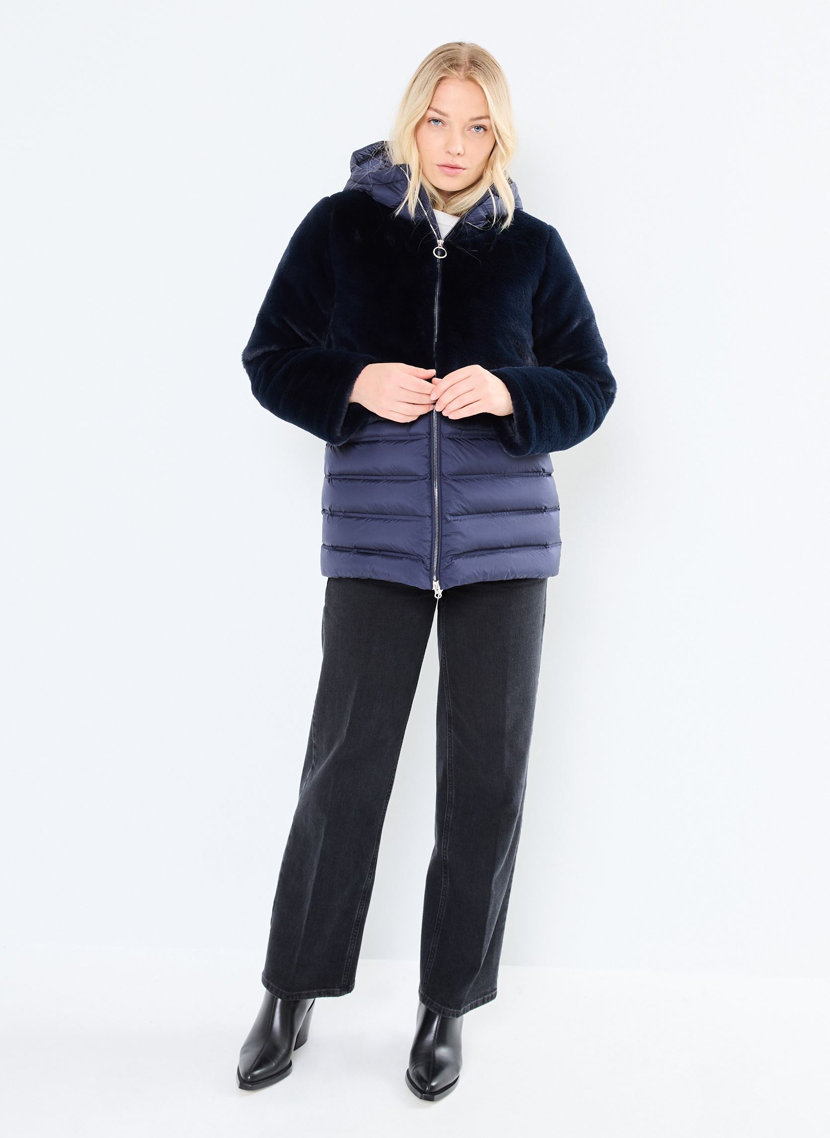 Jassen 2YN Ladies Down Jackets + ecofur dames blauw Colmar Jassen 2YN Ladies Down Jackets + ecofur dames blauw Navy Blue