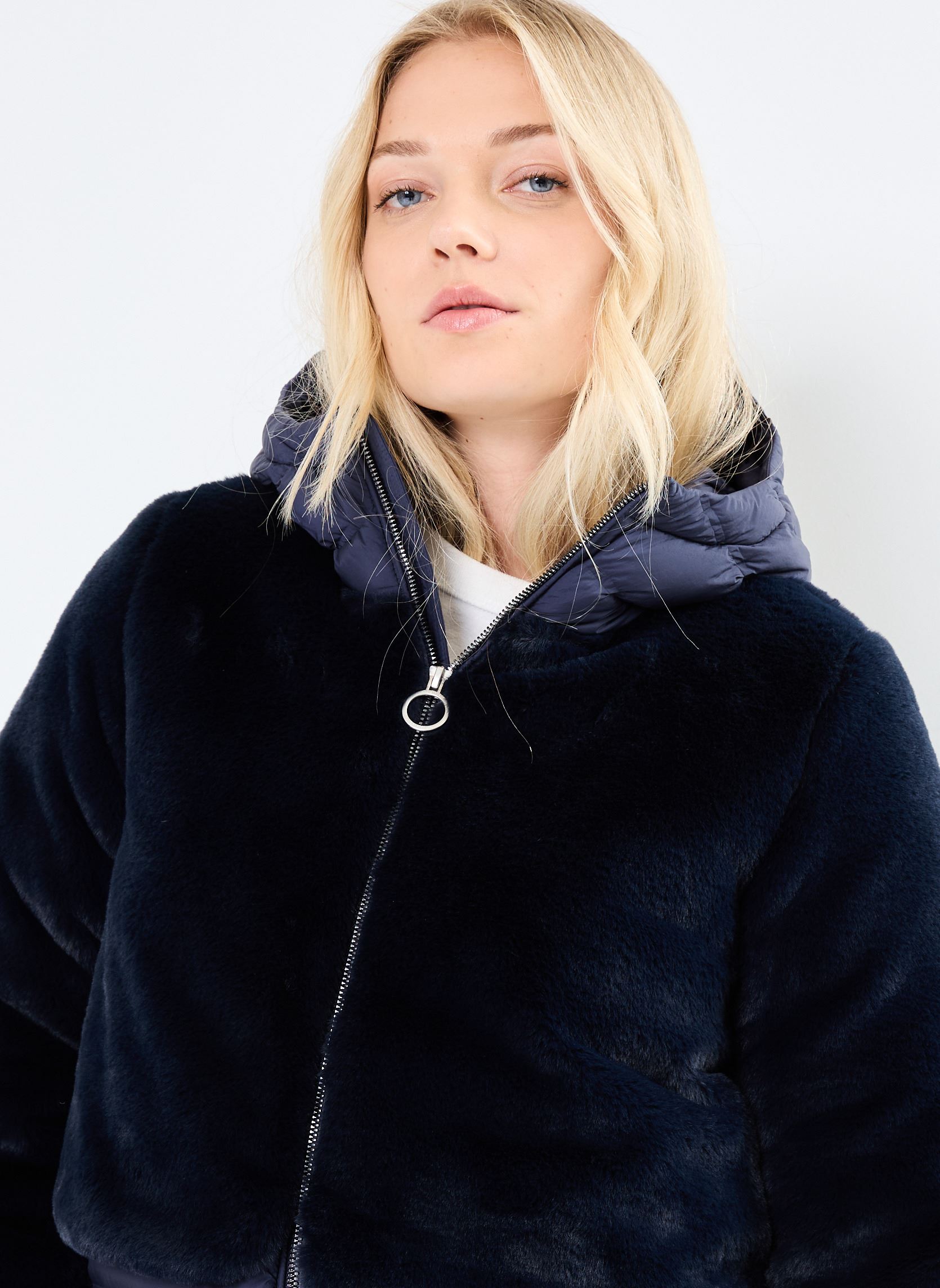 Jassen 2YN Ladies Down Jackets + ecofur dames blauw Colmar Jassen 2YN Ladies Down Jackets + ecofur dames blauw Navy Blue