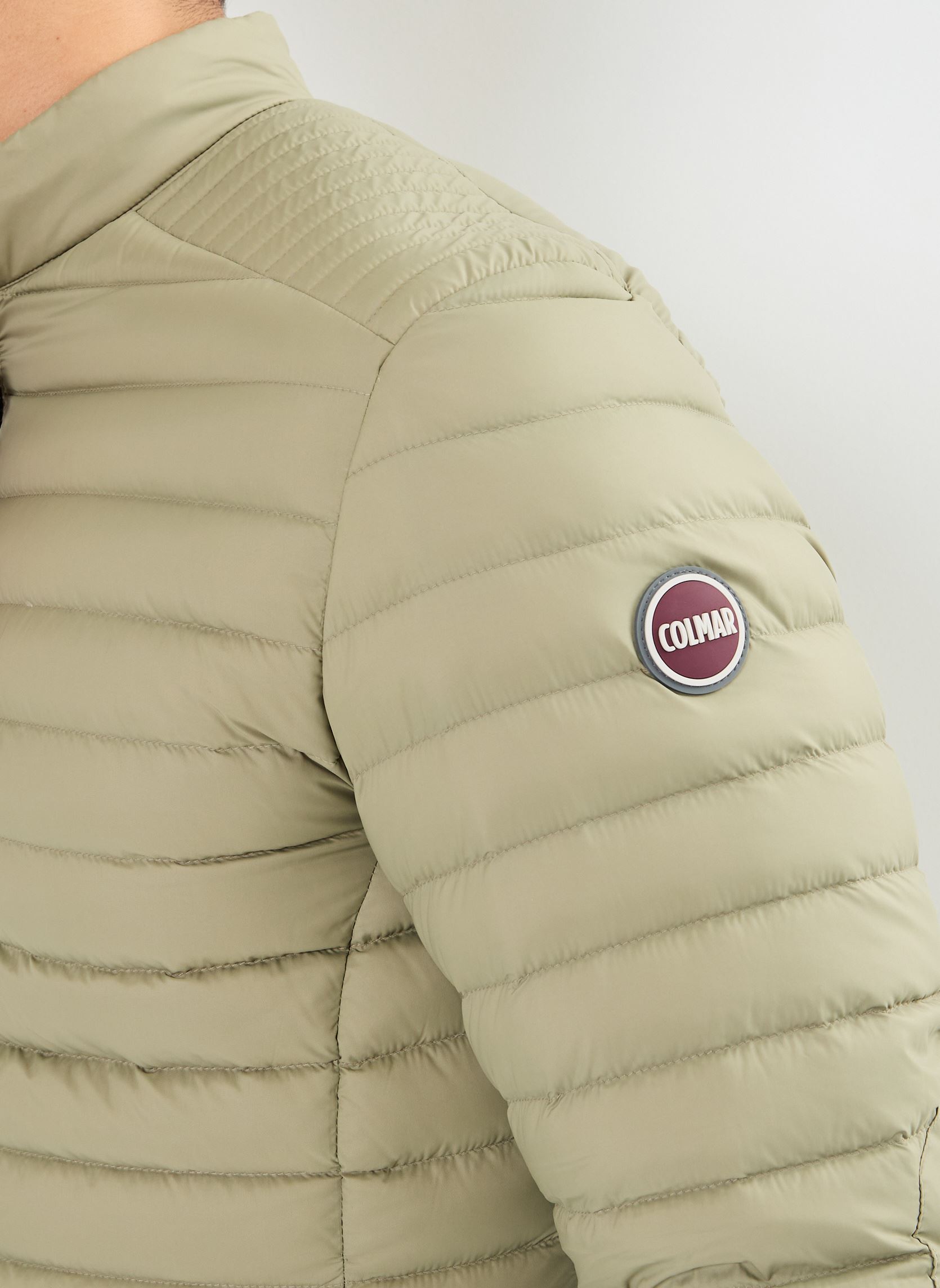 Vestes 8VX Mens Down Jacket homme vert Colmar Vestes 8VX Mens Down Jacket homme vert Muddy