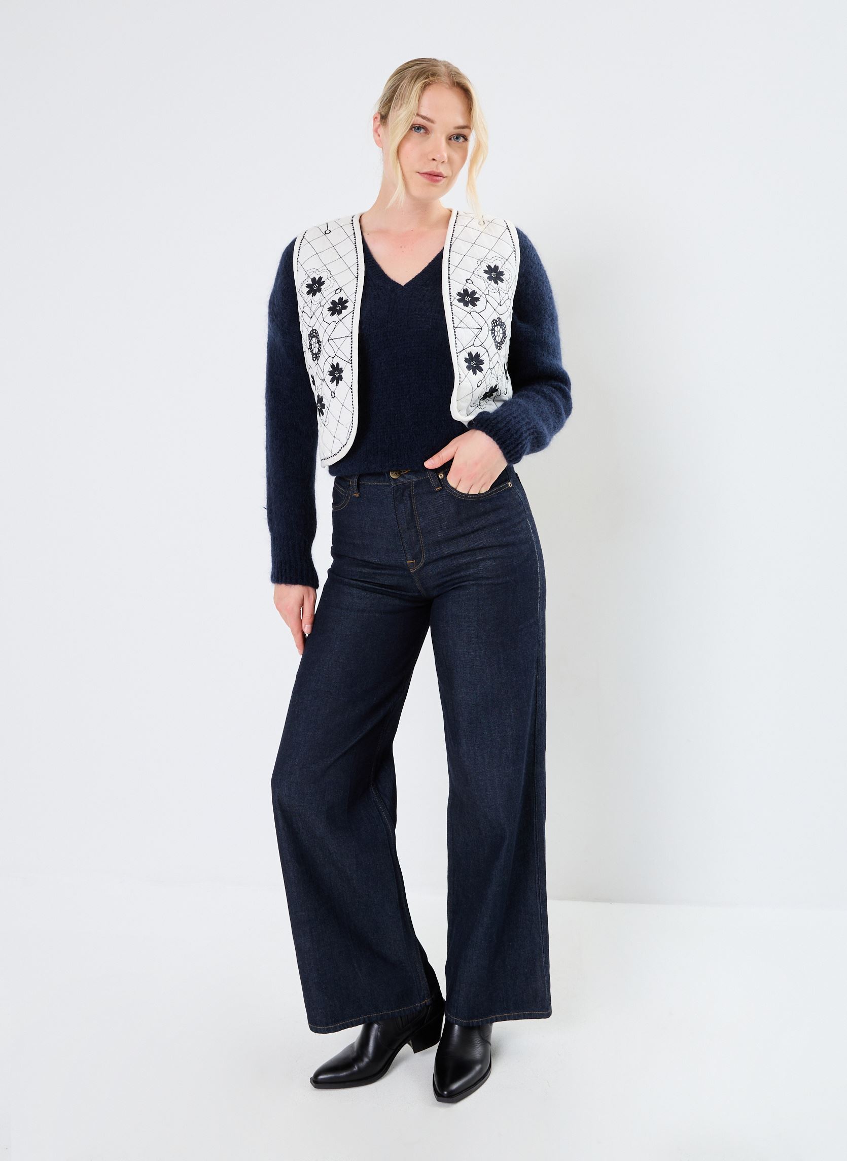 Gilets GILET BRODE CALLIOPEE femme blanc Stella Forest Gilets GILET BRODE CALLIOPEE femme blanc Ecru