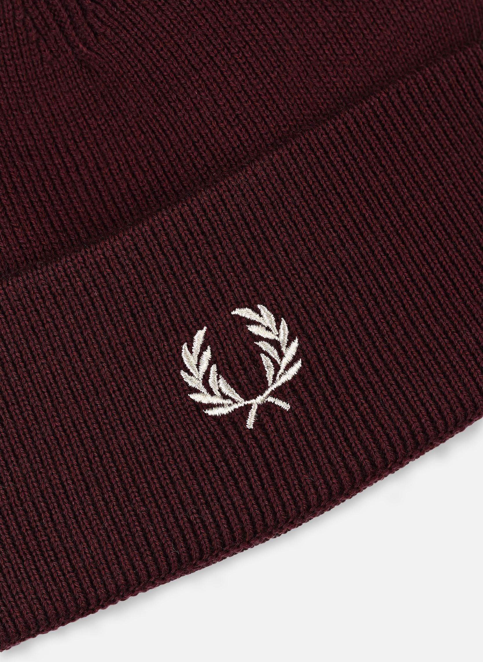 Mutsen CLASSIC BEANIE bordeaux Fred Perry Mutsen CLASSIC BEANIE bordeaux Oxblood