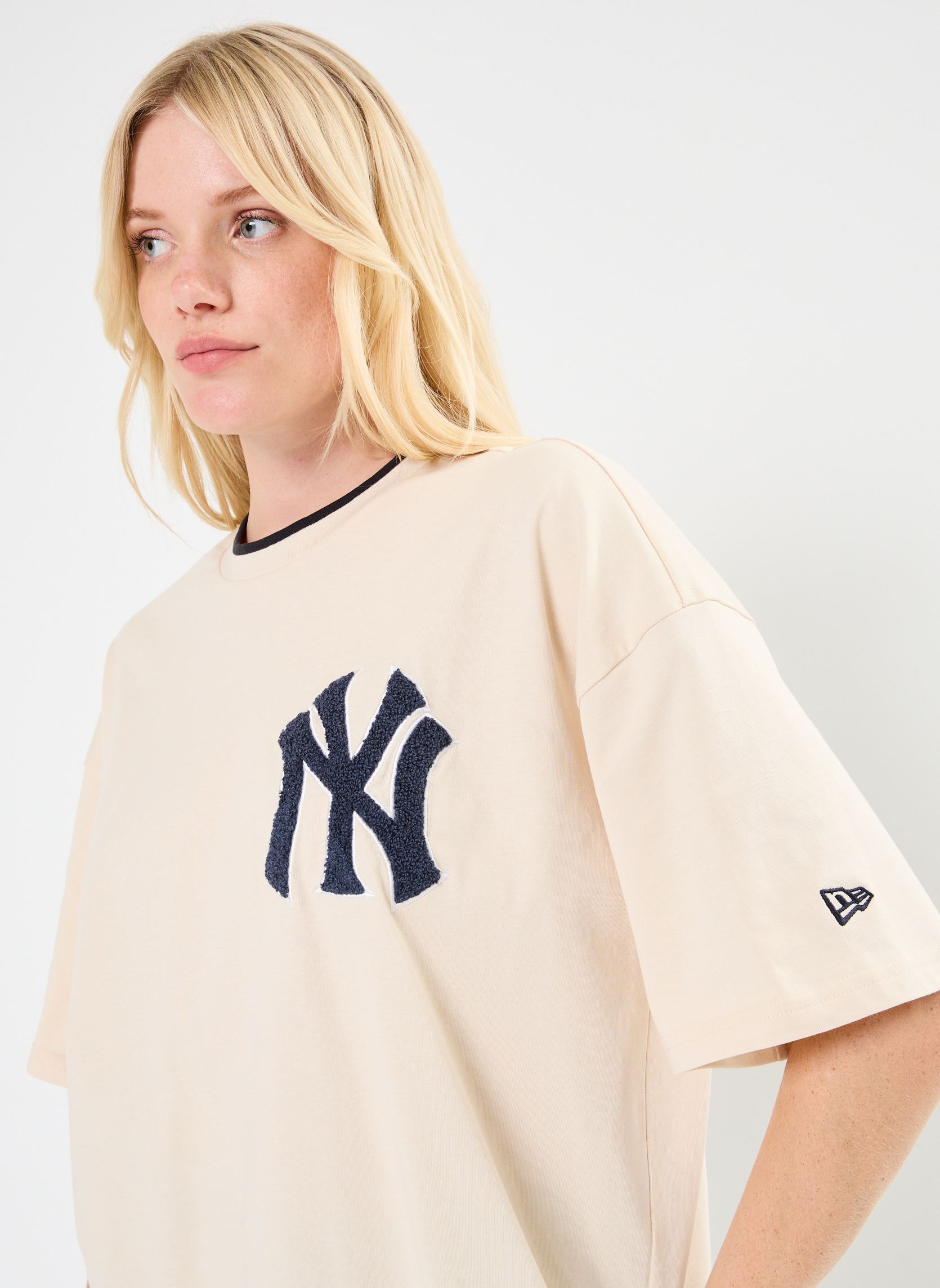 Langarm-T-Shirts World Series Tee New York Yankees - Unis damen weiß New Era Langarm-T-Shirts World Series Tee New York Yankees - Unis damen weiß NEW YORK YANKEES LTCNVY