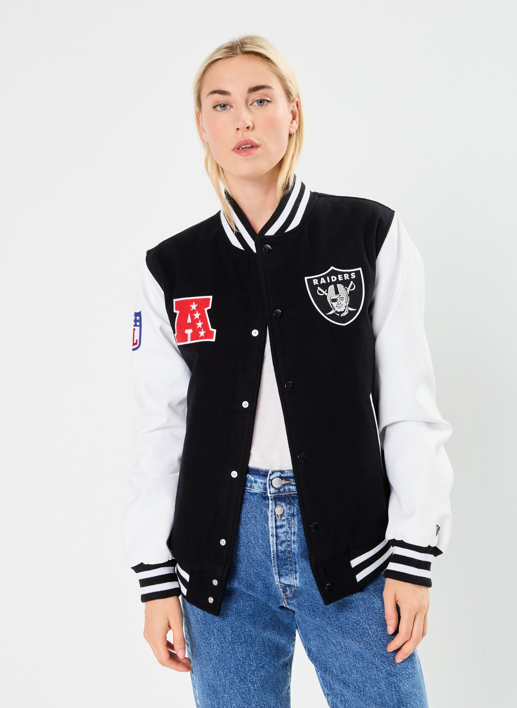 Blousons Varsity Jacket Las Vegas Raiders - Unise femme noir New Era Blousons Varsity Jacket Las Vegas Raiders - Unise femme noir LAS VEGAS RAIDERS BLKWHI