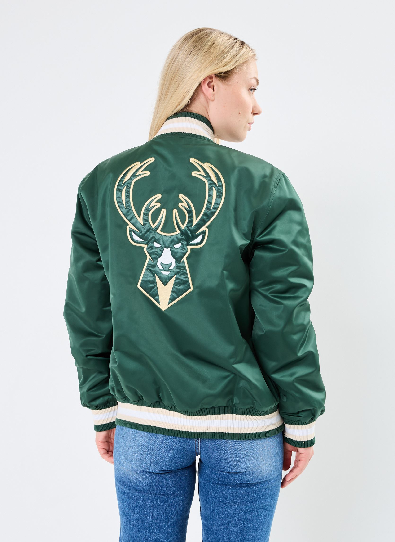 Blousons Satin Bomber Milwaukee Bucks - Unisexe W femme vert New Era Blousons Satin Bomber Milwaukee Bucks - Unisexe W femme vert MILWAUKEE BUCKS MPGSTN