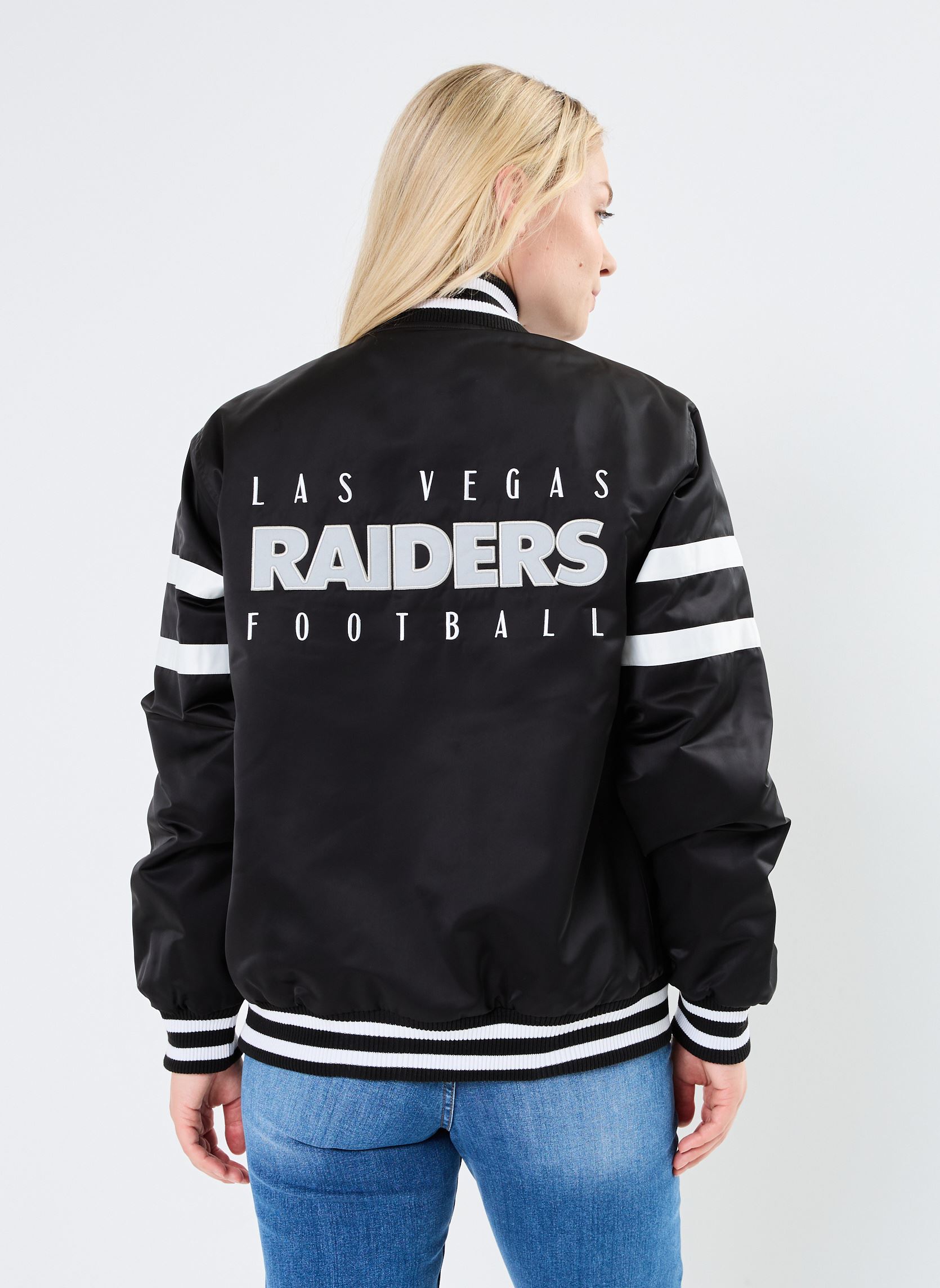 Blousons Satin Bomber Las Vegas Raiders - Unisexe femme noir New Era Blousons Satin Bomber Las Vegas Raiders - Unisexe femme noir LAS VEGAS RAIDERS BLK