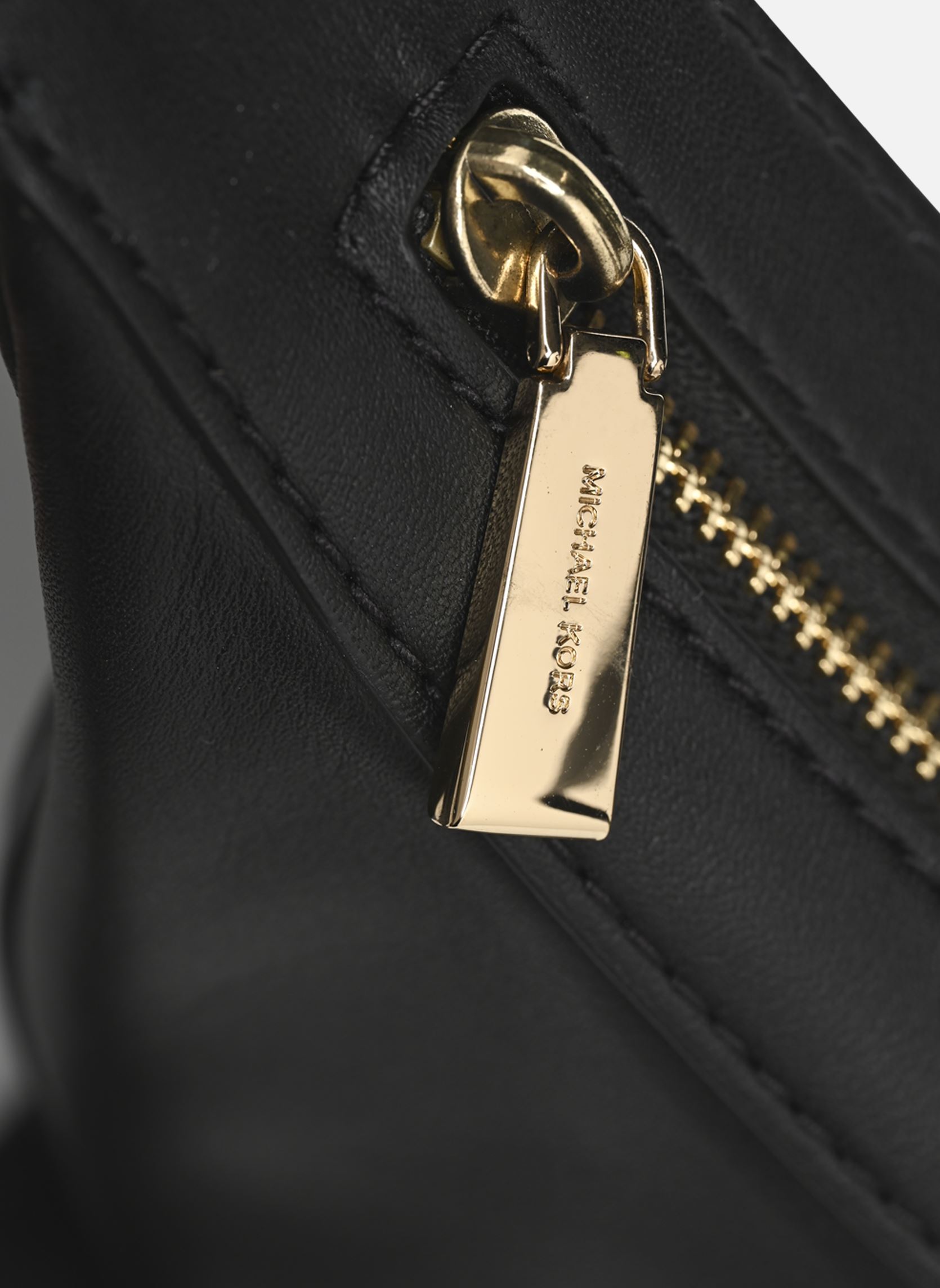 Umhängetaschen AVRA MD CONV SLING XBODY damen schwarz Michael Michael Kors Umhängetaschen AVRA MD CONV SLING XBODY damen schwarz BLACK