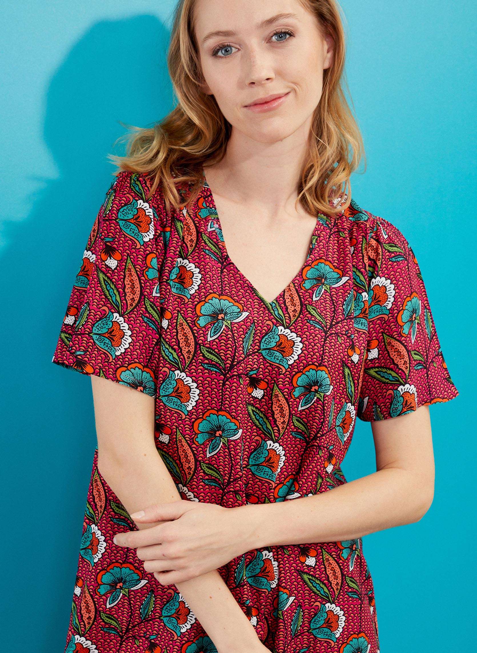 La Fiancée Robe fluide ample fleurie Ecovero HILDUR ACALVIK FRAMBOISE ...