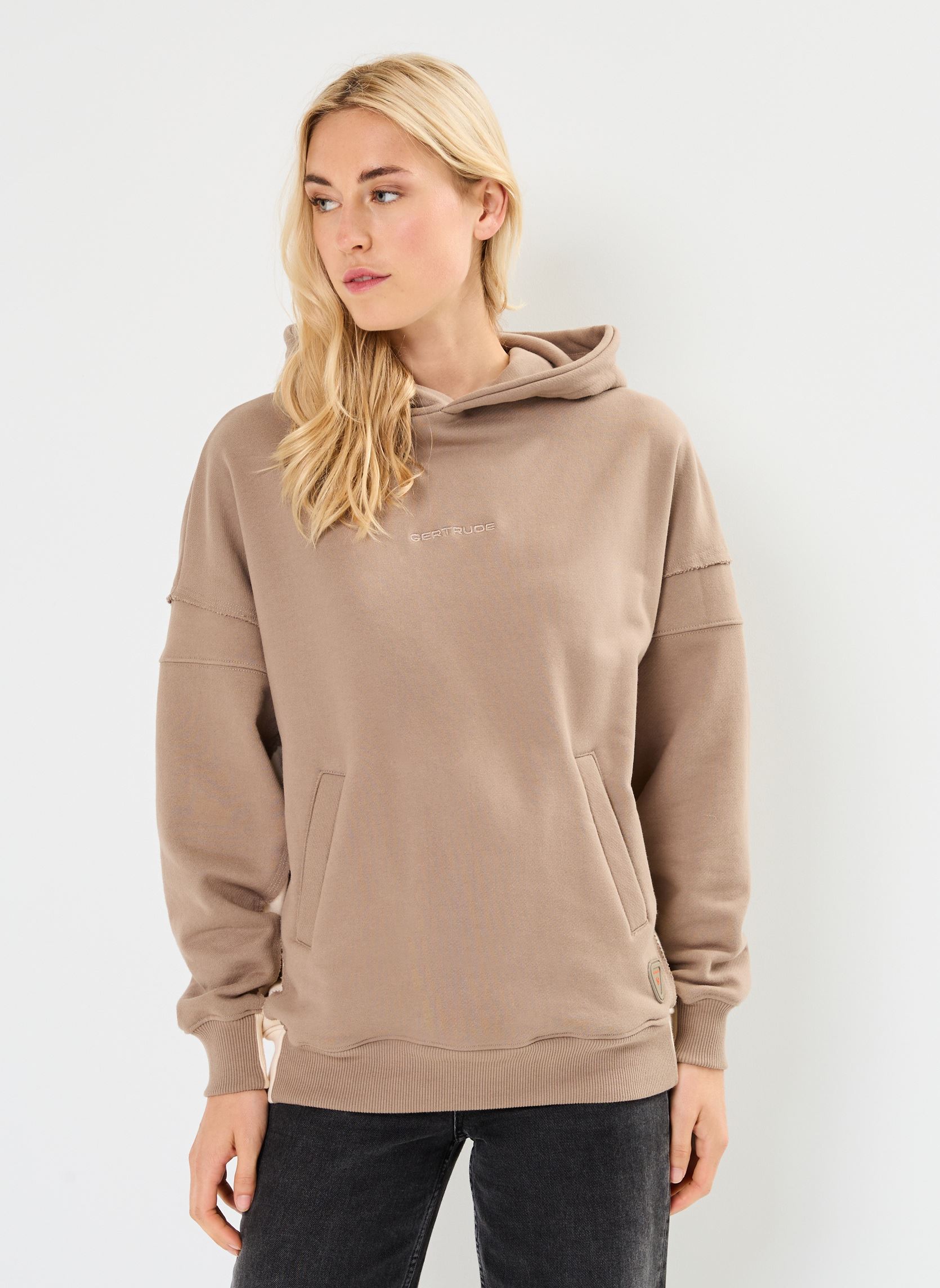 Hoodies Austen Sweat Capuche-Unisexe beige Gertrude Hoodies Austen Sweat Capuche-Unisexe beige TAUPE/BEIGE