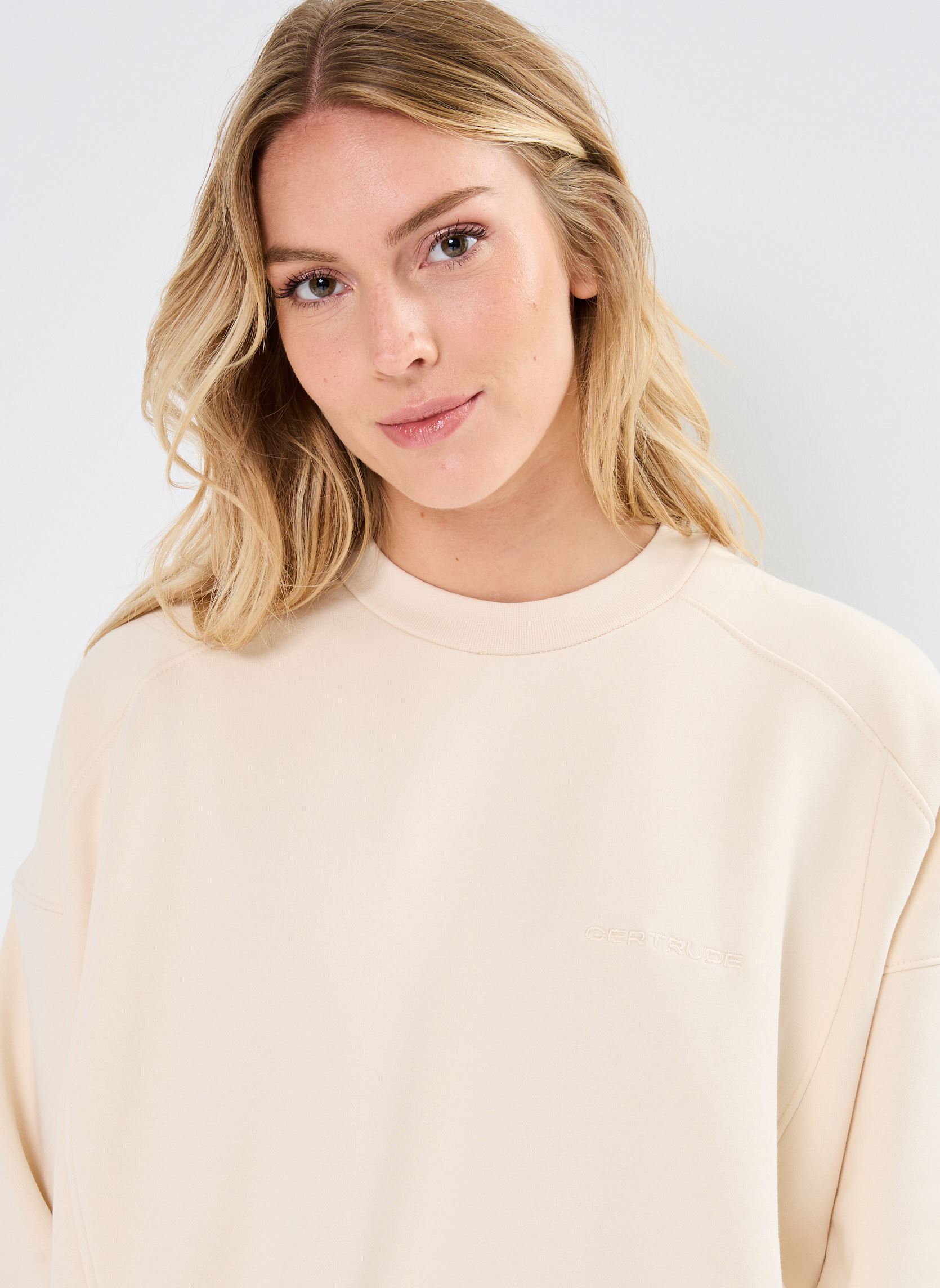 Sweatshirts Ilona sweat col rond-Unisexe beige Gertrude Sweatshirts Ilona sweat col rond-Unisexe beige BEIGE