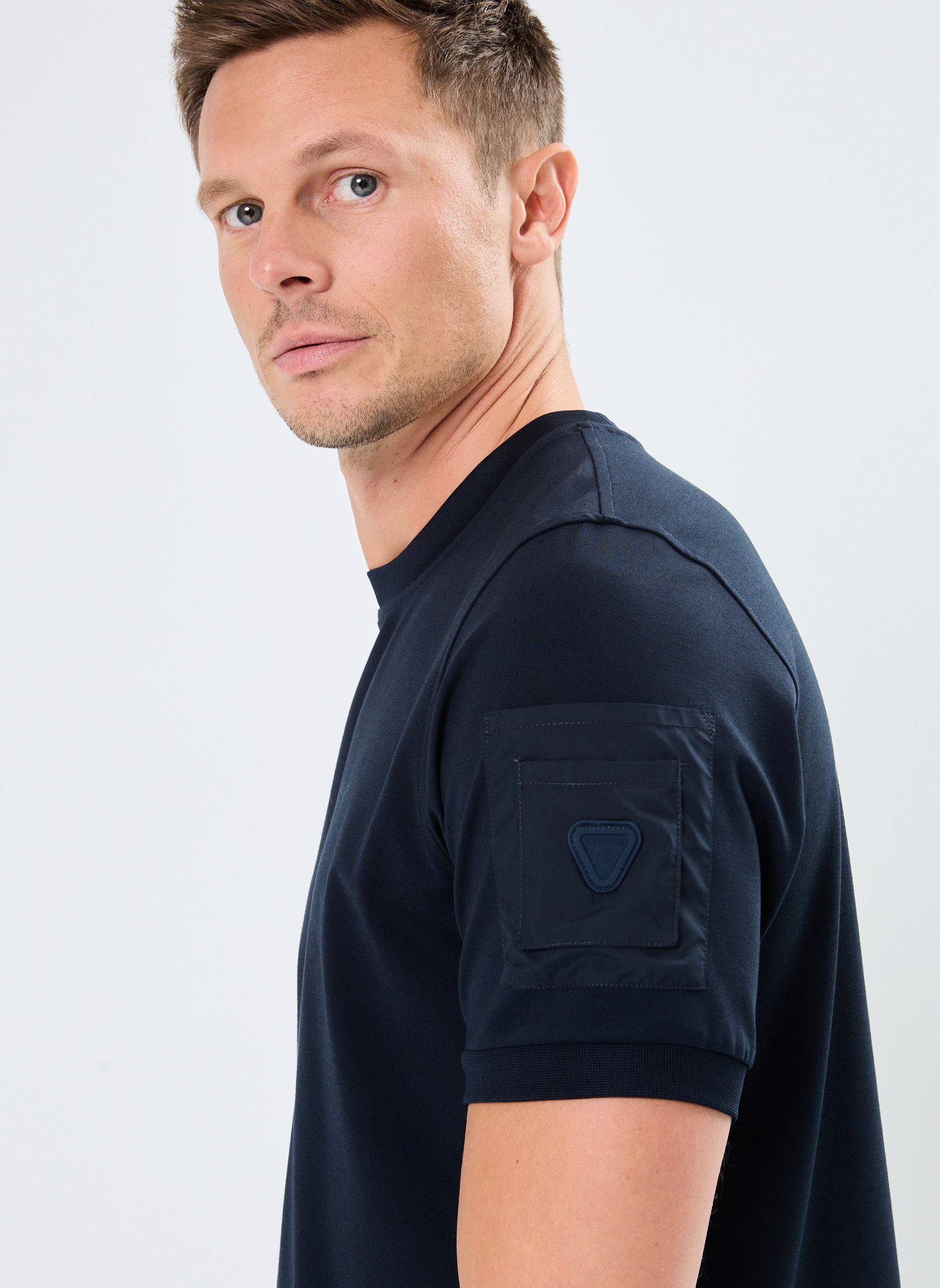 Tee-shirts manches courtes Timeo Tee shirt Manches Courtes homme bleu Gertrude Tee-shirts manches courtes Timeo Tee shirt Manches Courtes homme bleu NIGHT