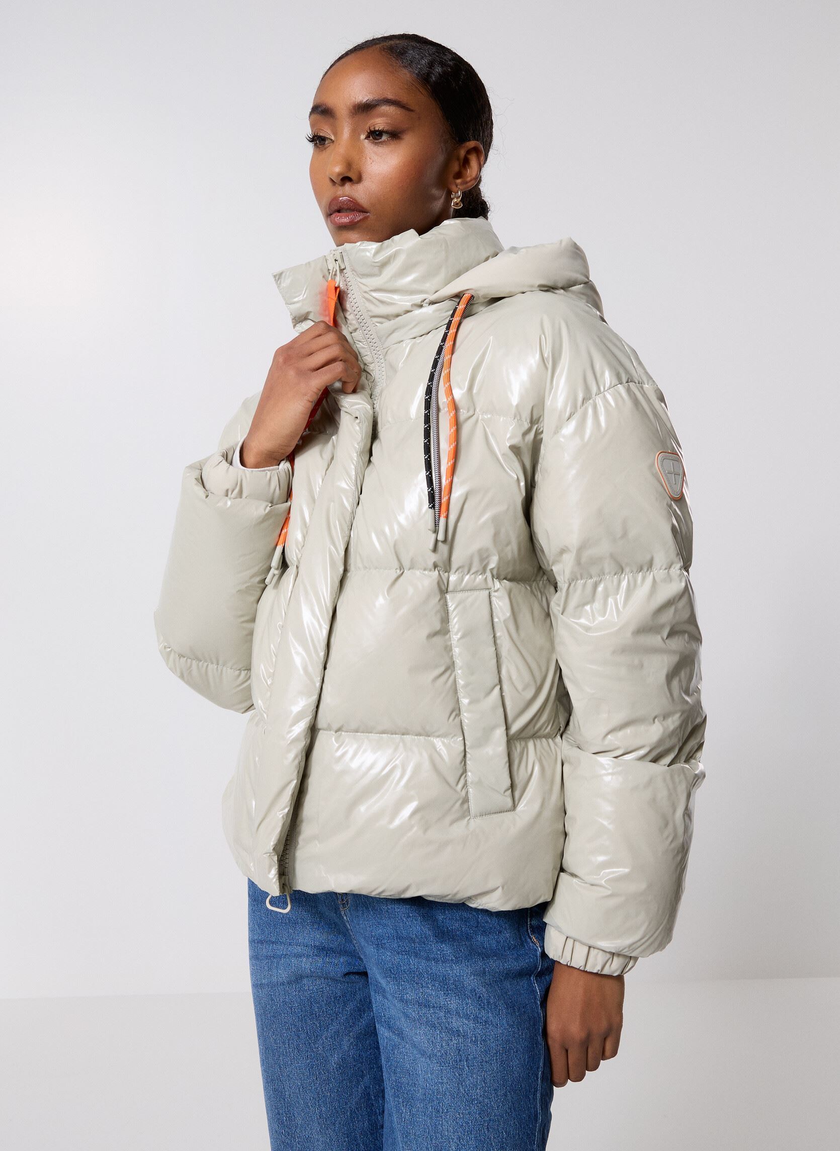 Gewatteerde jassen Lili Bright Doudoune dames beige Gertrude Gewatteerde jassen Lili Bright Doudoune dames beige BETON