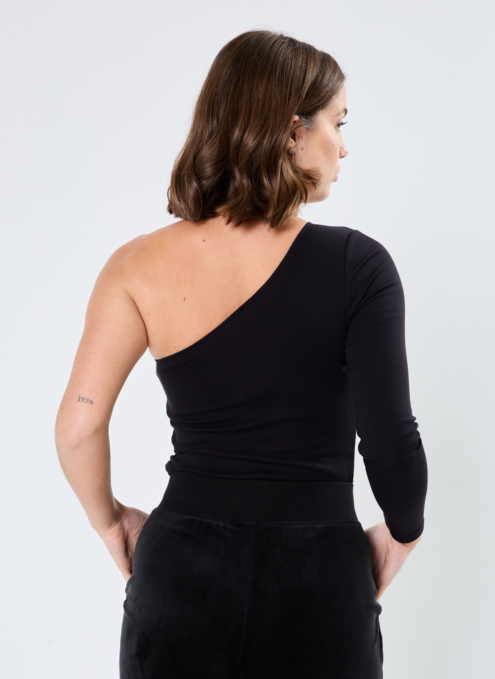 Tops Nella dames zwart JUICY COUTURE Tops Nella dames zwart BLACK