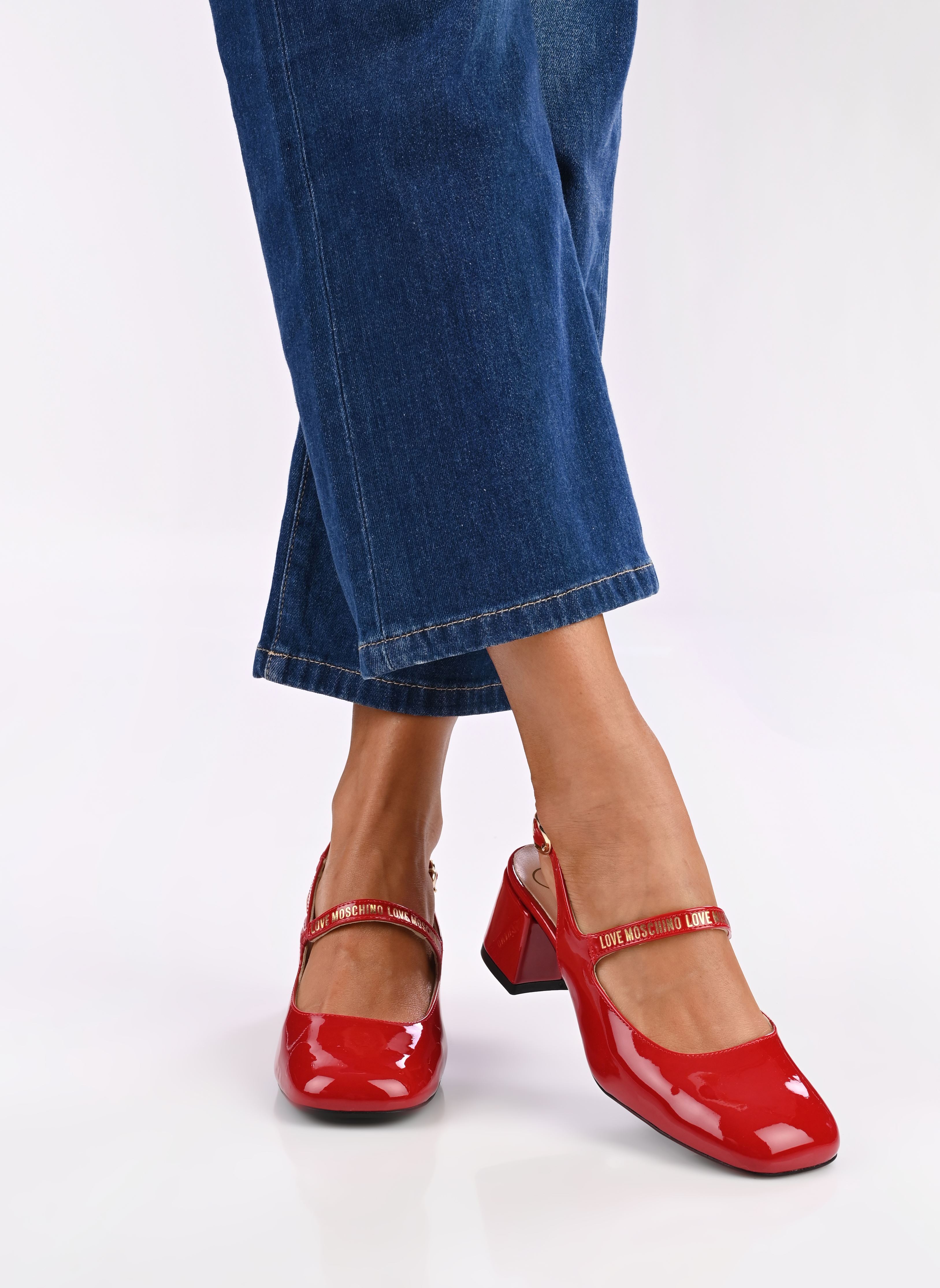 Pumps mit Riemchen MARY JANE damen rot Love Moschino Pumps mit Riemchen MARY JANE damen rot LAKY RED